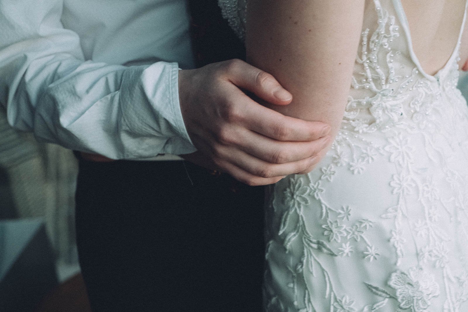 MELBOURNE_ELOPEMENT_PHOTOGRAPHY-103.jpg