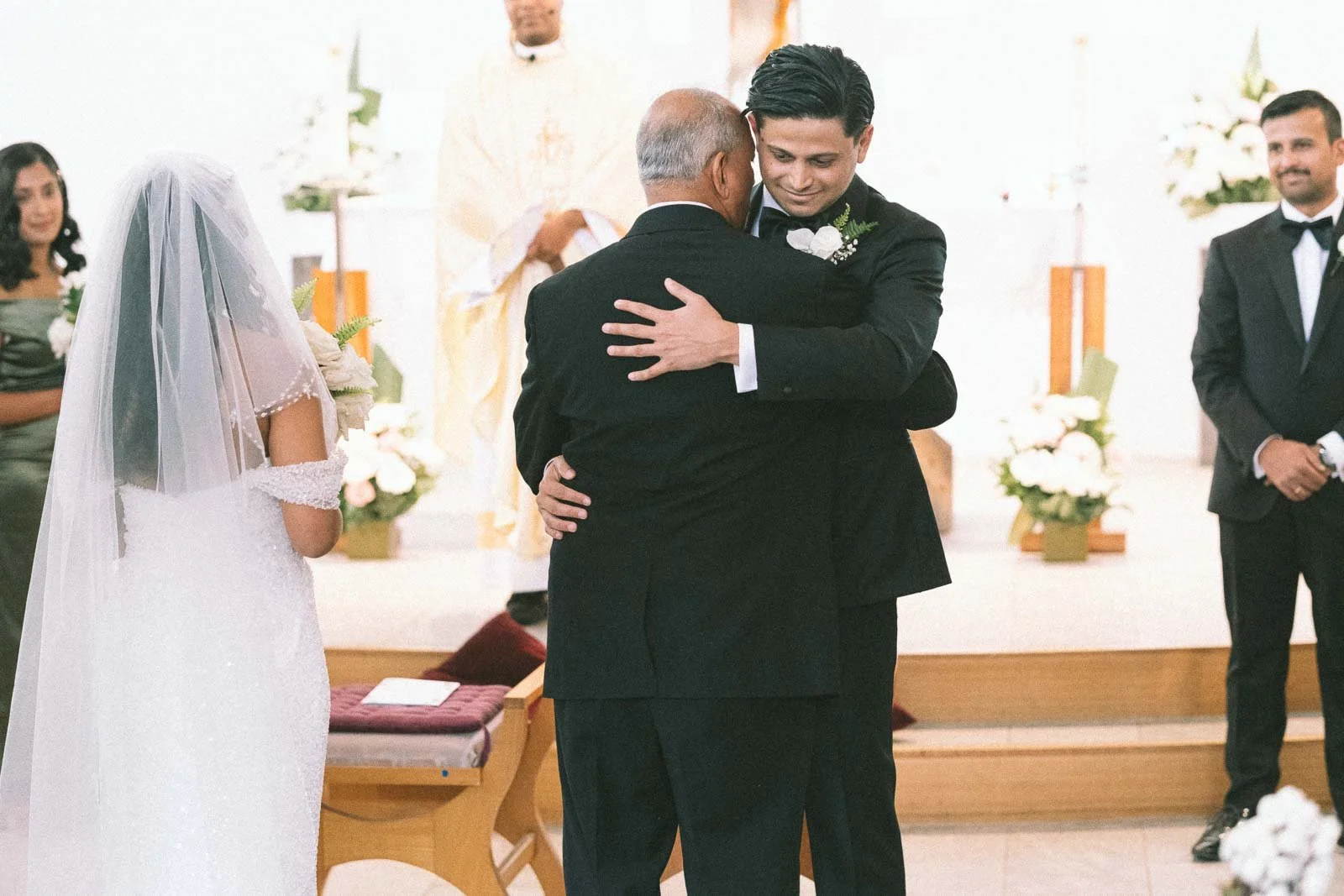 HIGHER_GROUND_MELBOURNE_WEDDING-31.jpg
