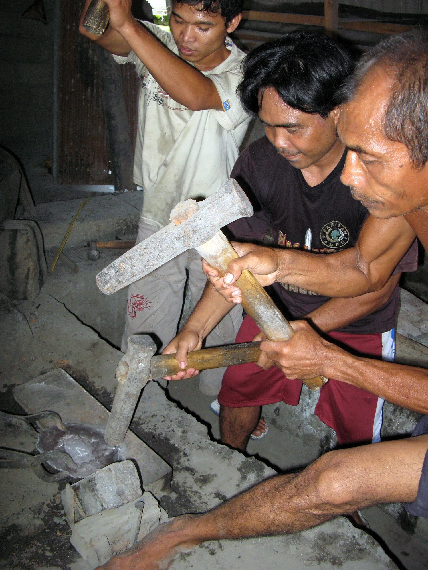 traditional-gamelan-instrument-making-bali.jpg