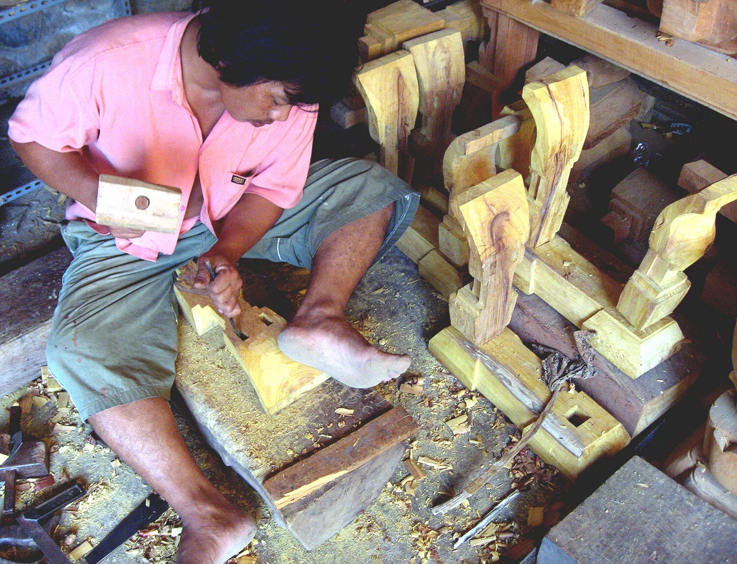 traditional-gamelan-instrument-making-bali.jpg