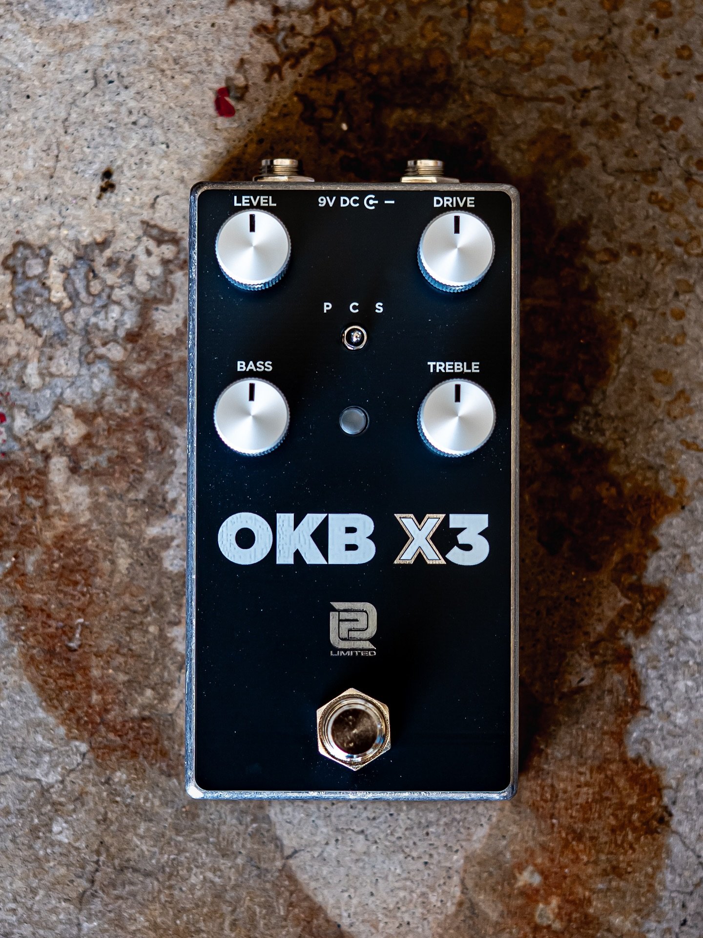 7 years ago we released a series of one knob mini boost pedals. Since their retirement, there have been many requests for the most popular 3 to return. Thus the OKB X3. The Saguaro is a Klon style cleanish boost. The Cholla is a Class A amp on the ve