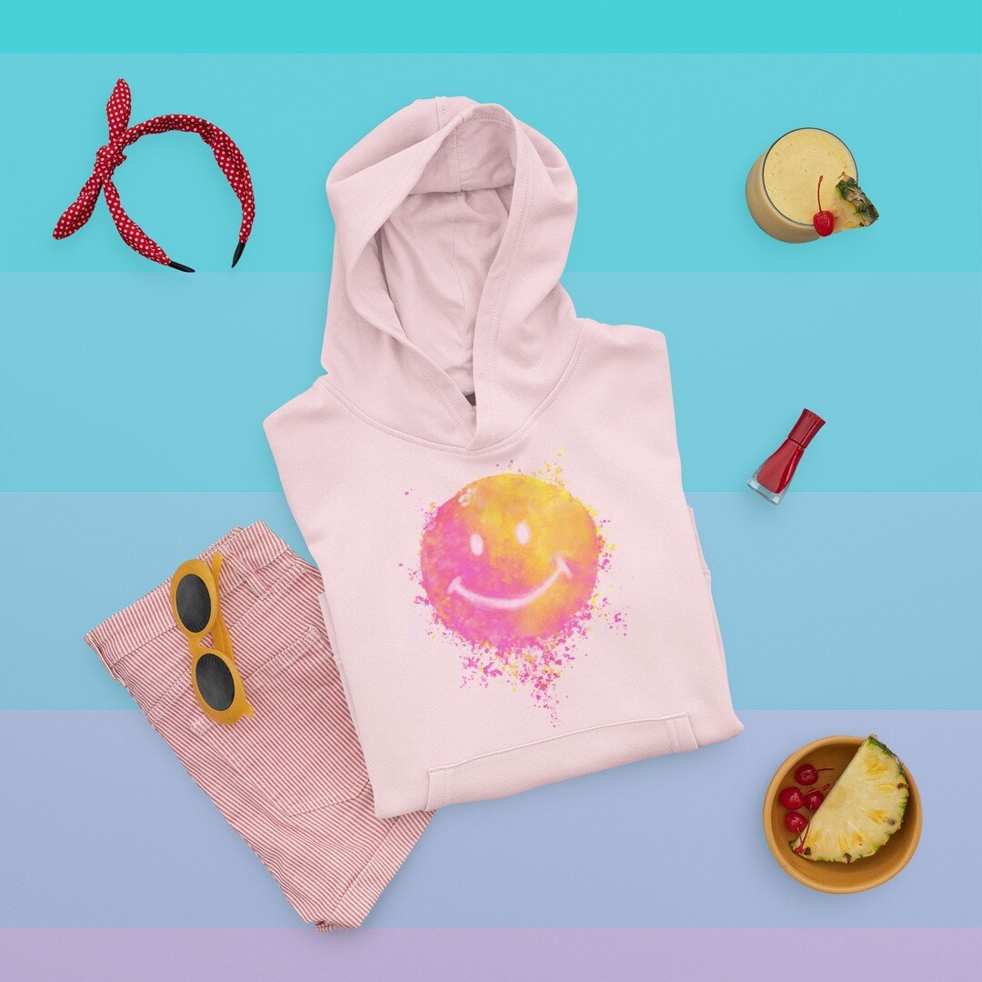 There's no such thing as the perfect spring hood&ndash;😀😀😀

#springfashion2022 #springfashiontrends #springpastels #happyface😊 #happyfaces #90sstyle #90skid #90snostalgia #ecofashion #sustainablestyle #wearableart #wearableart #planetjoy #wearabl