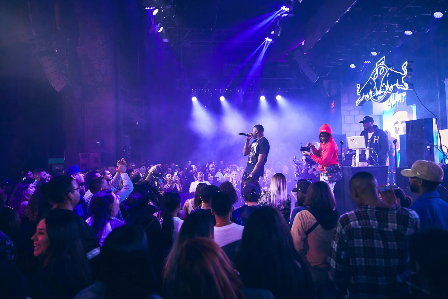 photographer: @kouryangelo