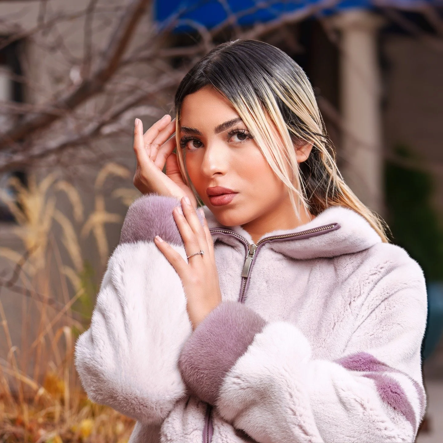 &ldquo;Be yourself; everyone else is already taken.&rdquo;
― Oscar Wilde