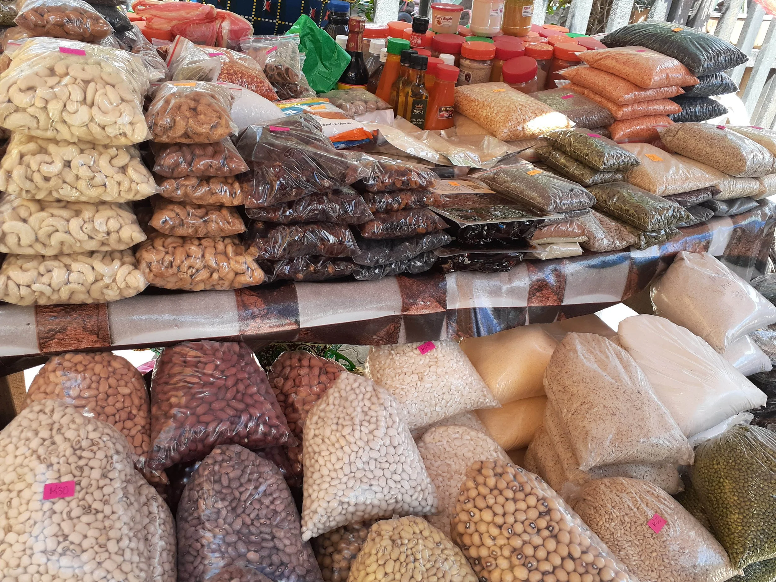 Beans and legumes, Lusaka Zambia.jpg