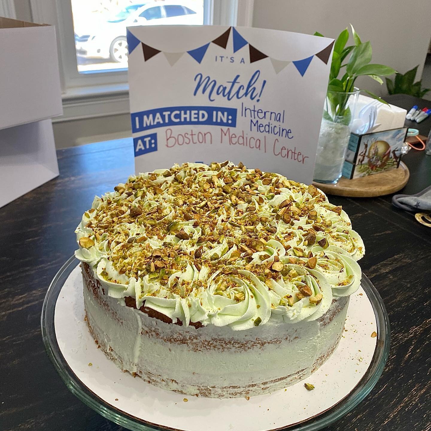 Happy Match Day to all the 4th year med students! We were honored to serve this pistachio cake for an extra special match 💕🌱
.
Our pistachio cake is made with fresh housemate pistachio milk and topped with crushed pistachios. I originally created t