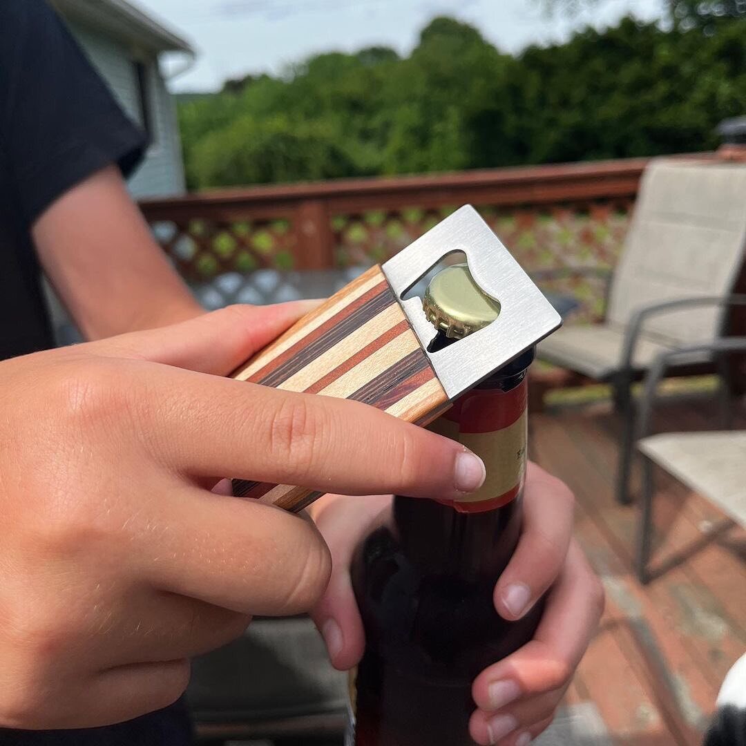 Repost &bull; @hannonmade Cracking open a cold one today? These nifty handheld bottle openers do the trick and look good to boot! 

Stay hydrated!

~
#woodworker #bottleopener #beeroclock #stayhydrated #summer2022 #westernma #madeinmassachusetts #pio