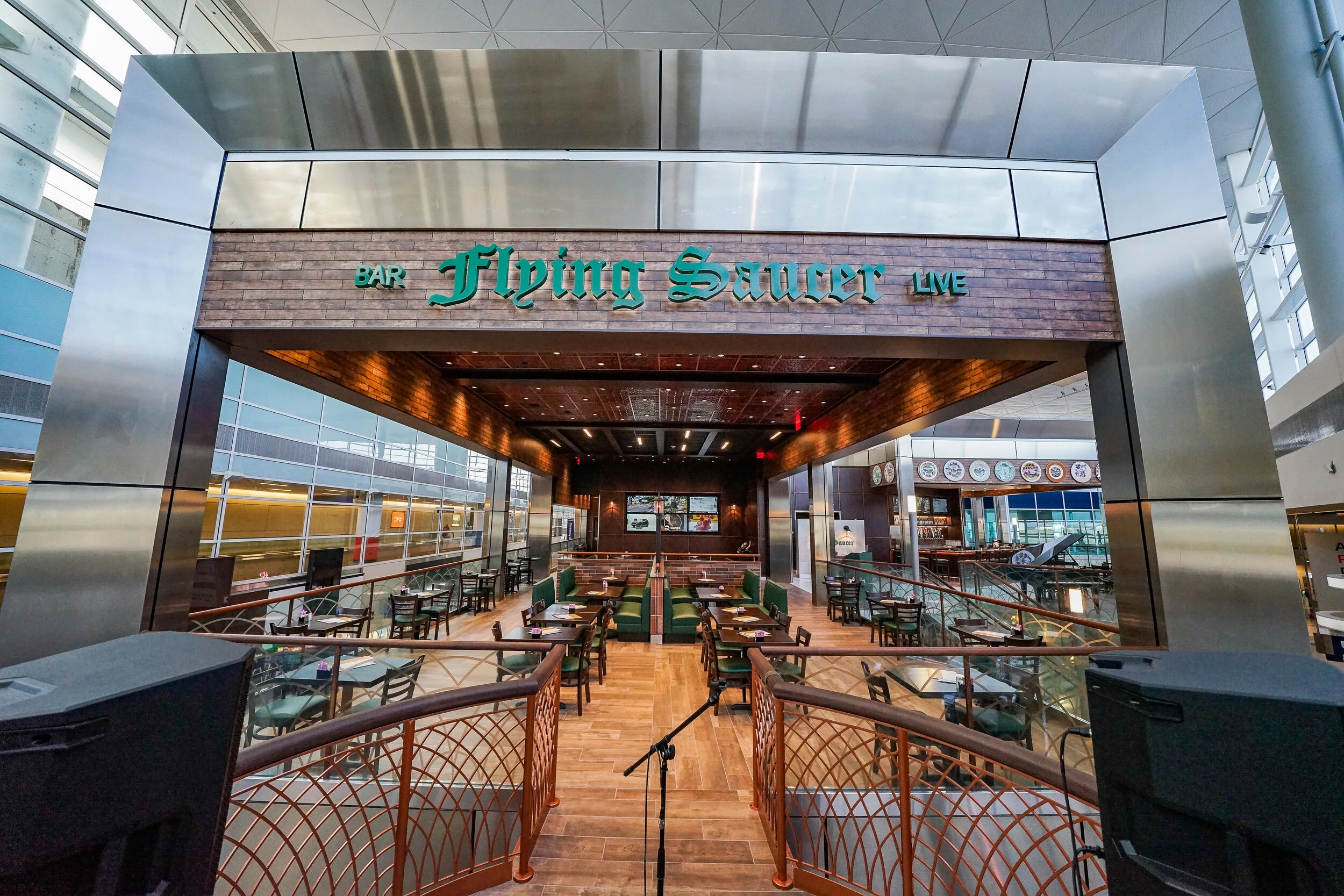 SSP DFW Flying Saucer — Estudio Architecture, Aviation, Corporate