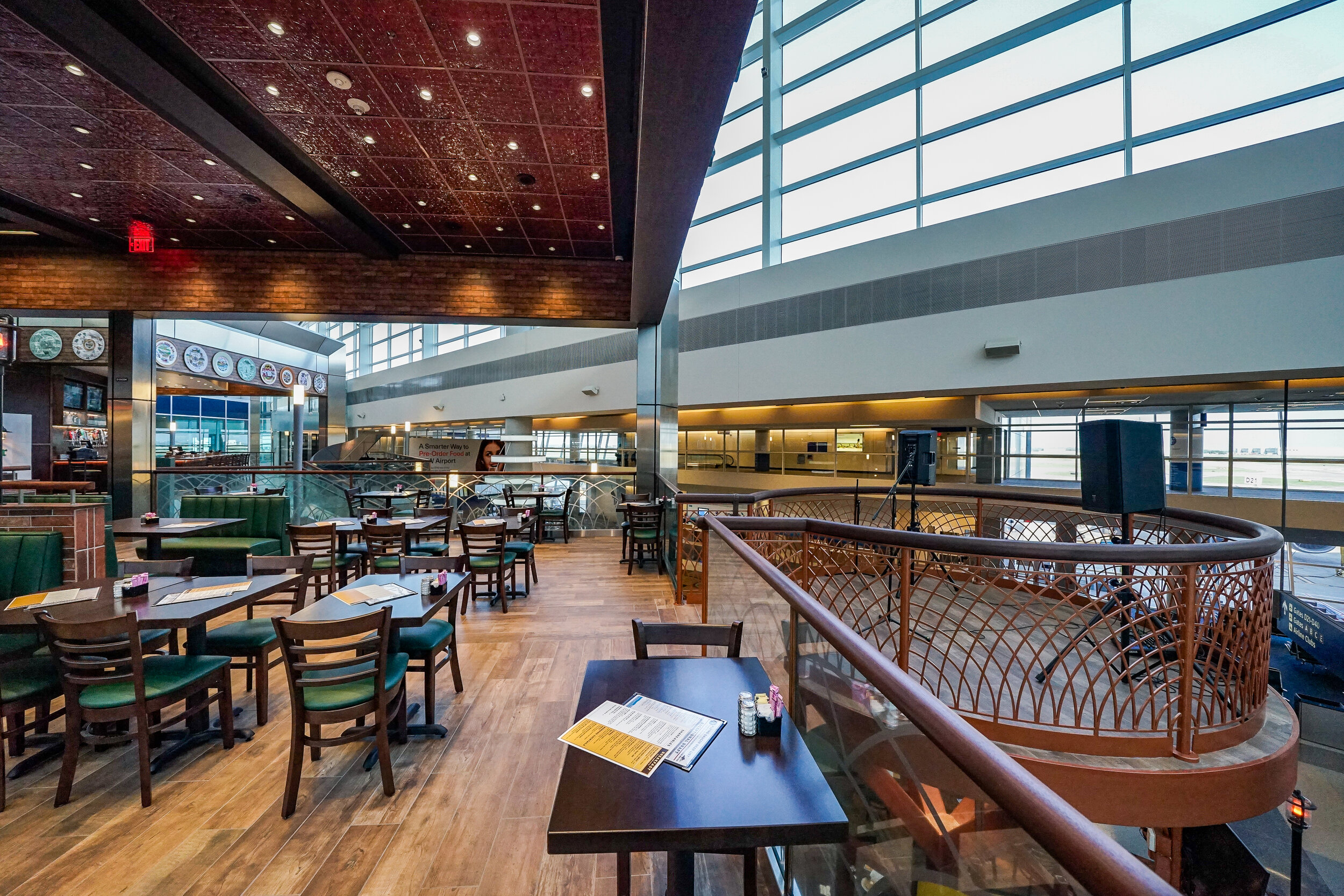 SSP DFW Flying Saucer — Estudio Architecture, Aviation, Corporate