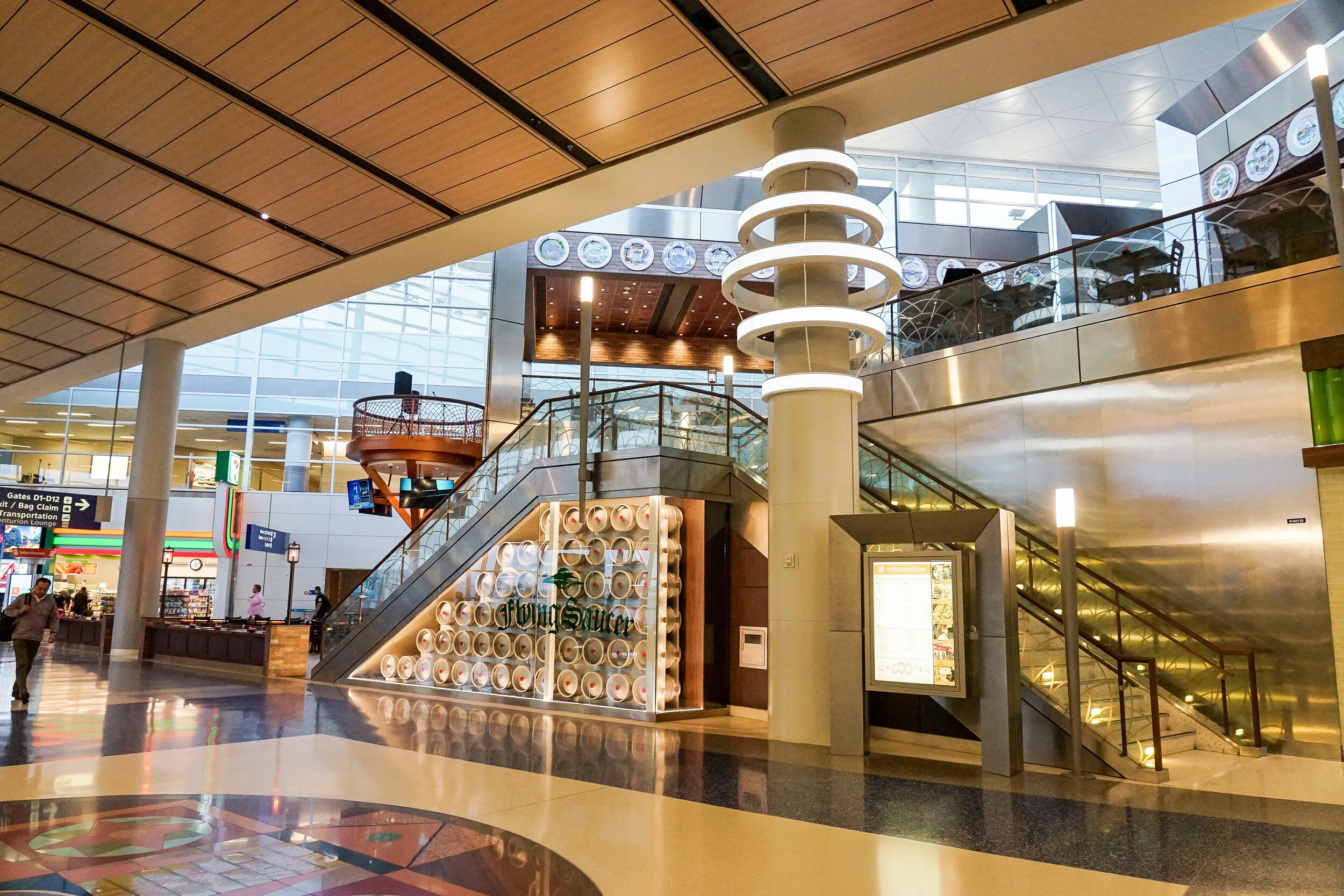 SSP DFW Flying Saucer — Estudio Architecture, Aviation, Corporate