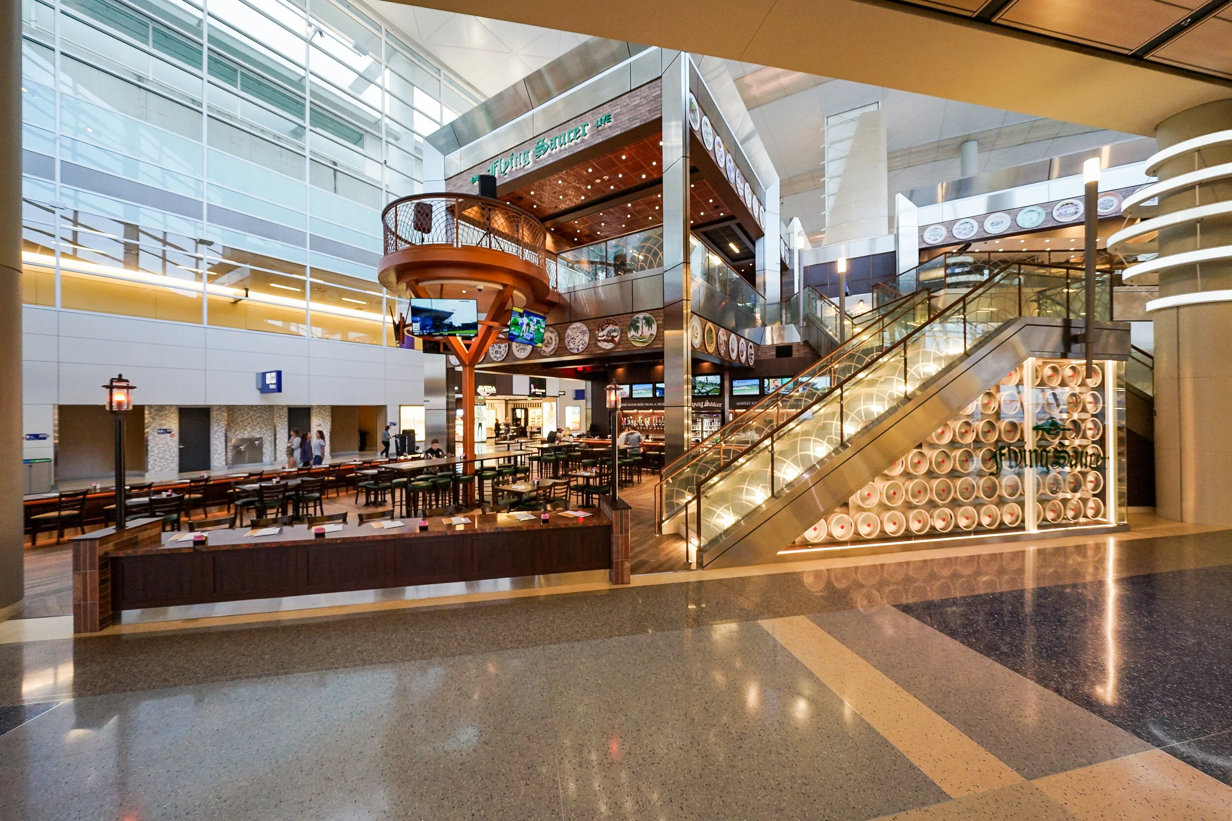 SSP DFW Flying Saucer — Estudio Architecture, Aviation, Corporate