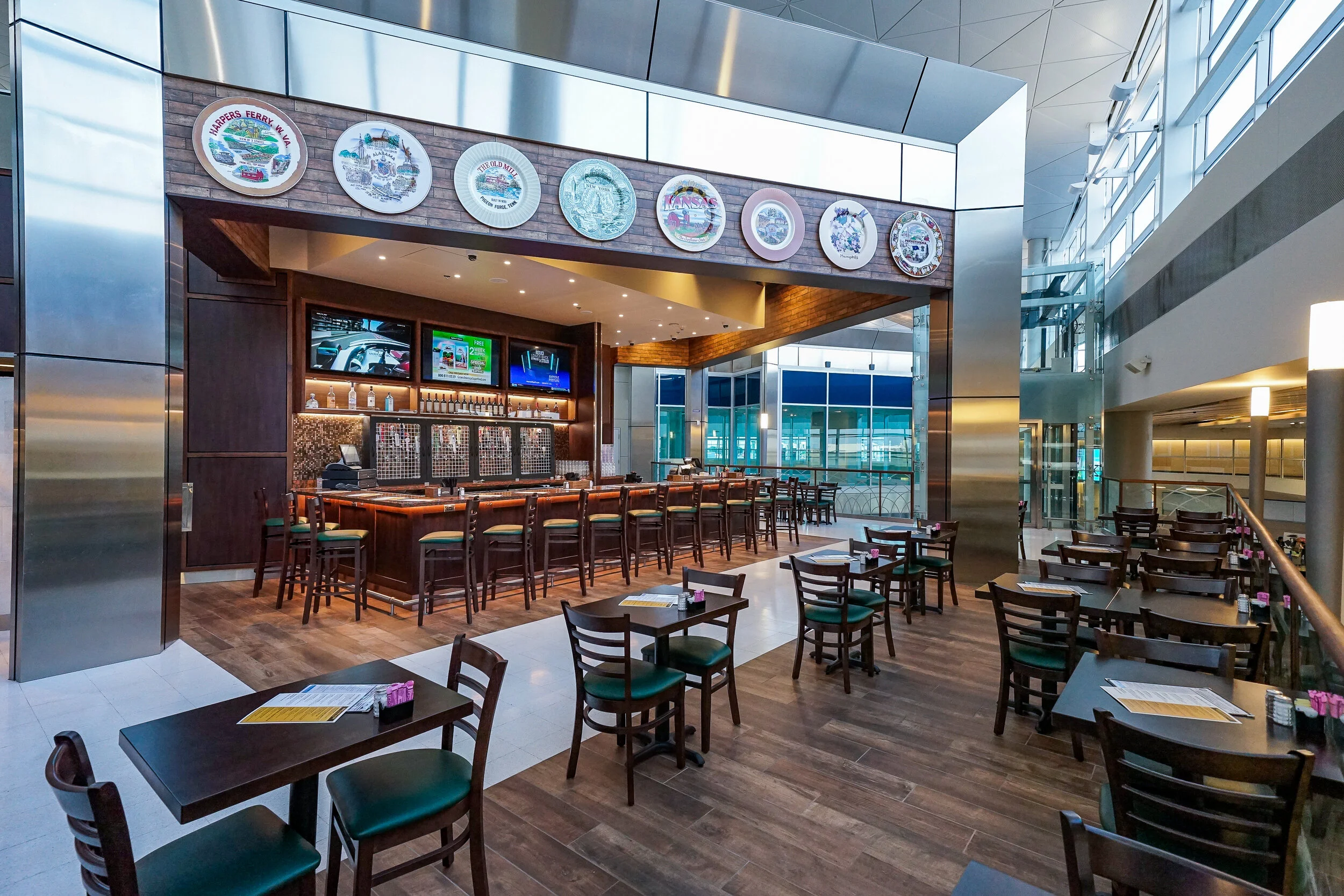 SSP DFW Flying Saucer — Estudio Architecture, Aviation, Corporate