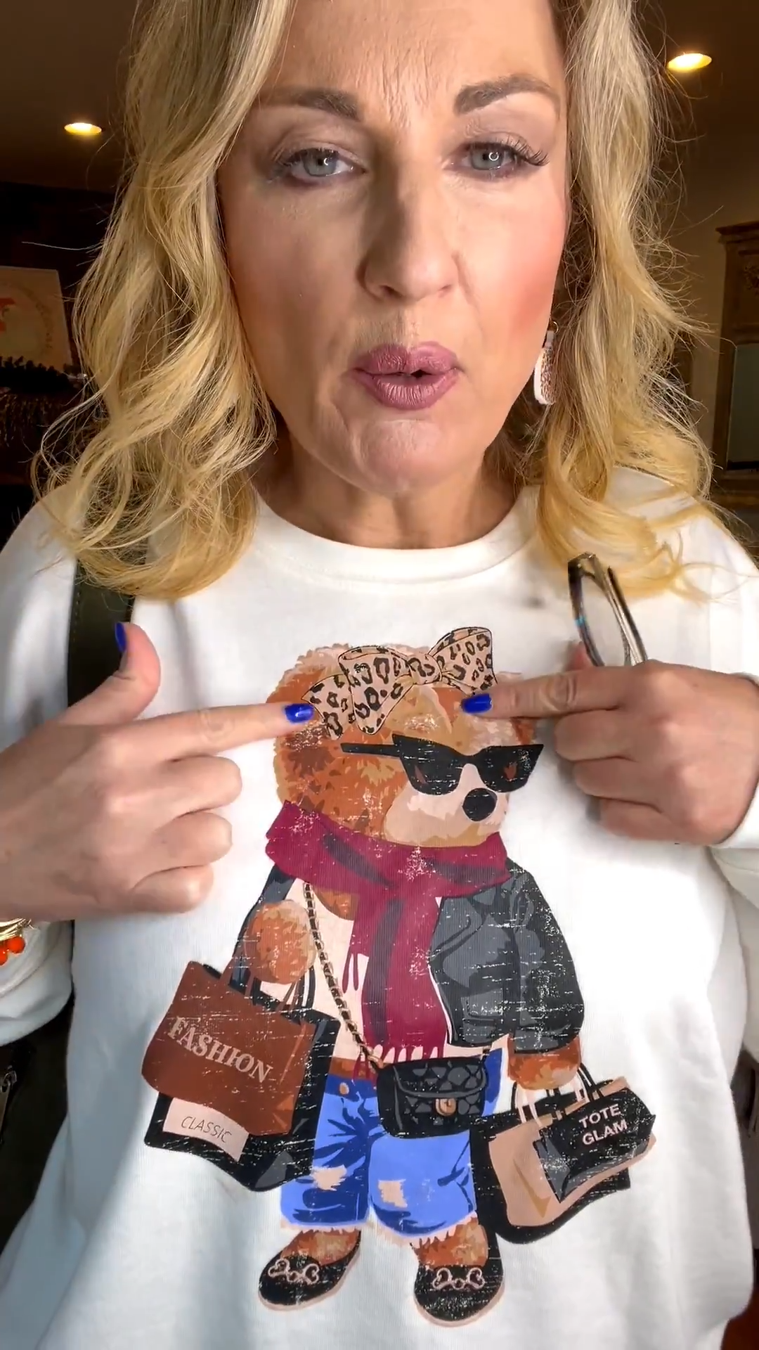 A fun fashionita bear on a SOFT lightweight sweatshirt!