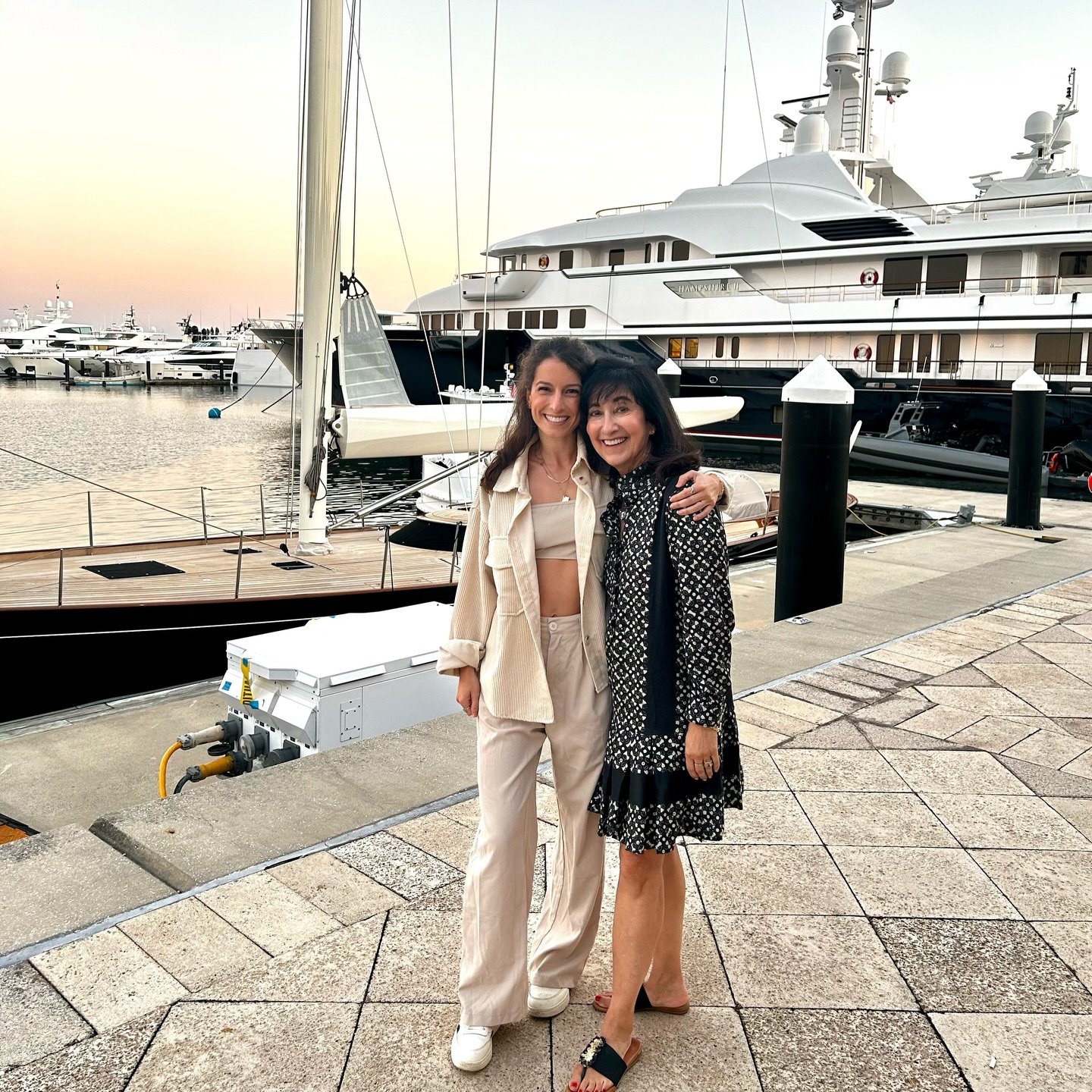 💃🏻🌴☀️🪄🤝