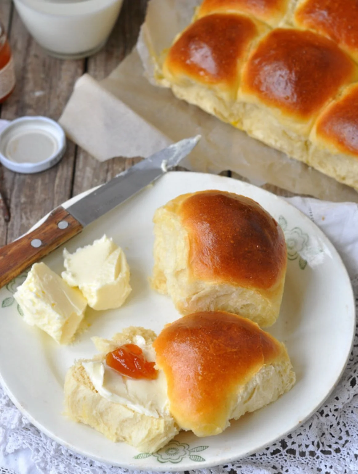 Sourdough Discard Dinner Rolls and Homemade Flavored Butter