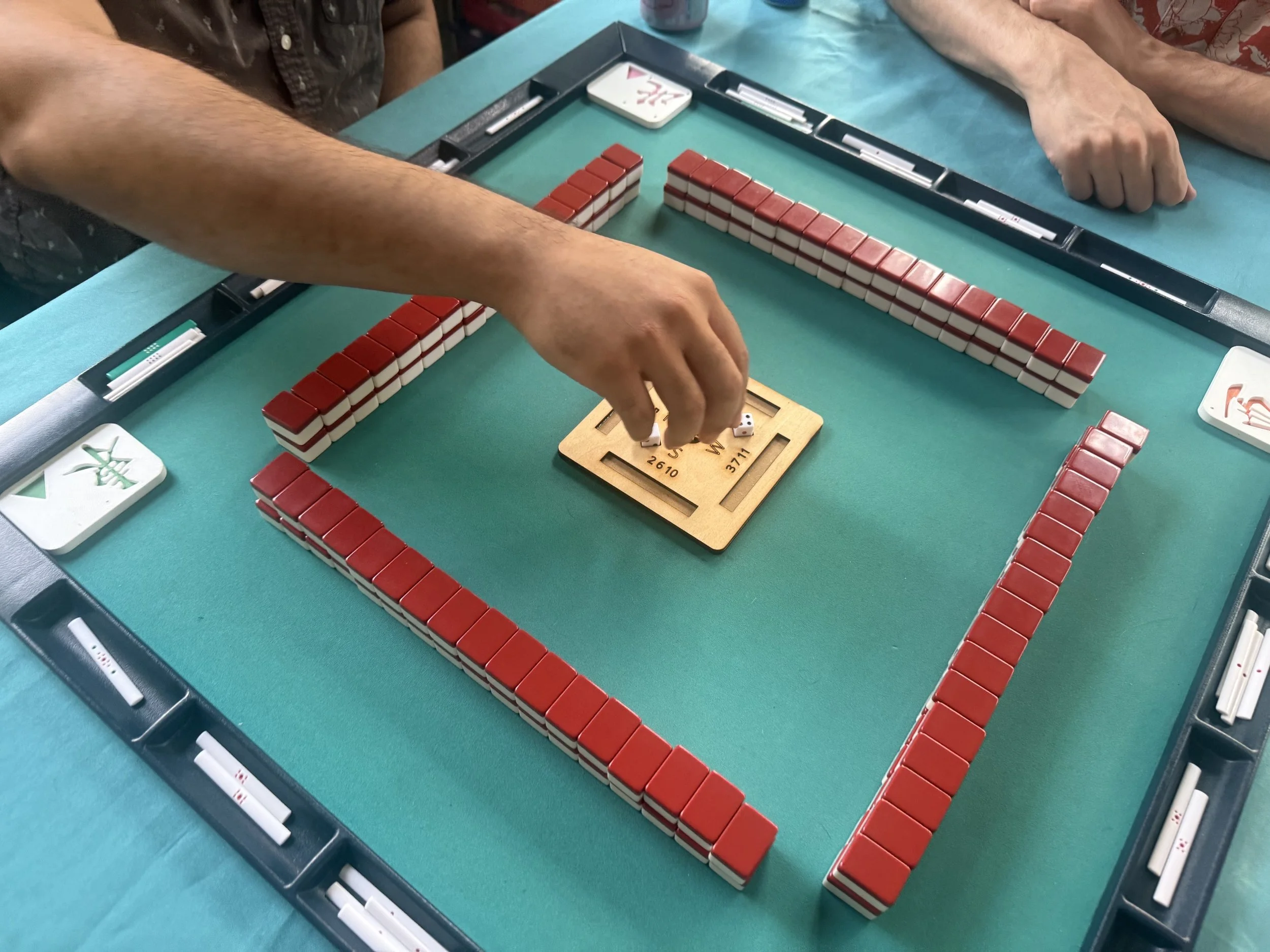 Riichi Mahjong 102 (includes Japanese scorecard)
