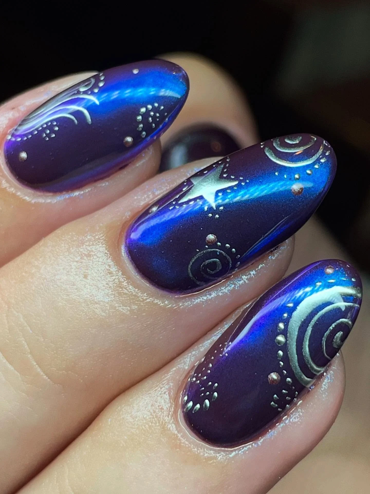 🌀🧞🌟

#celestialnails #bluenails #purplenails #chromenailart #sandiegonails