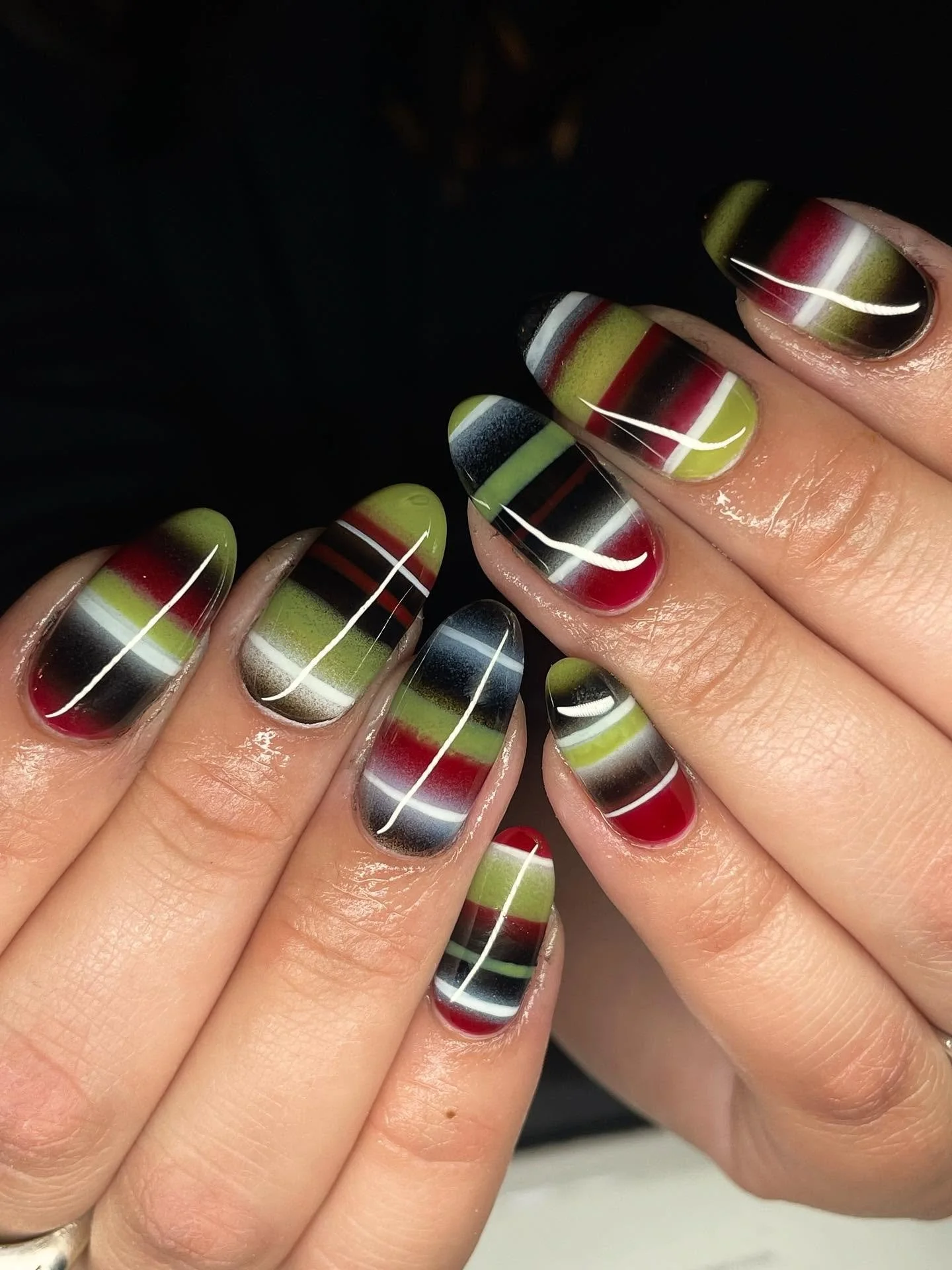 #mexicocity nails 🇲🇽🖤

#stripednails #sandiegonails #sandiegonailart