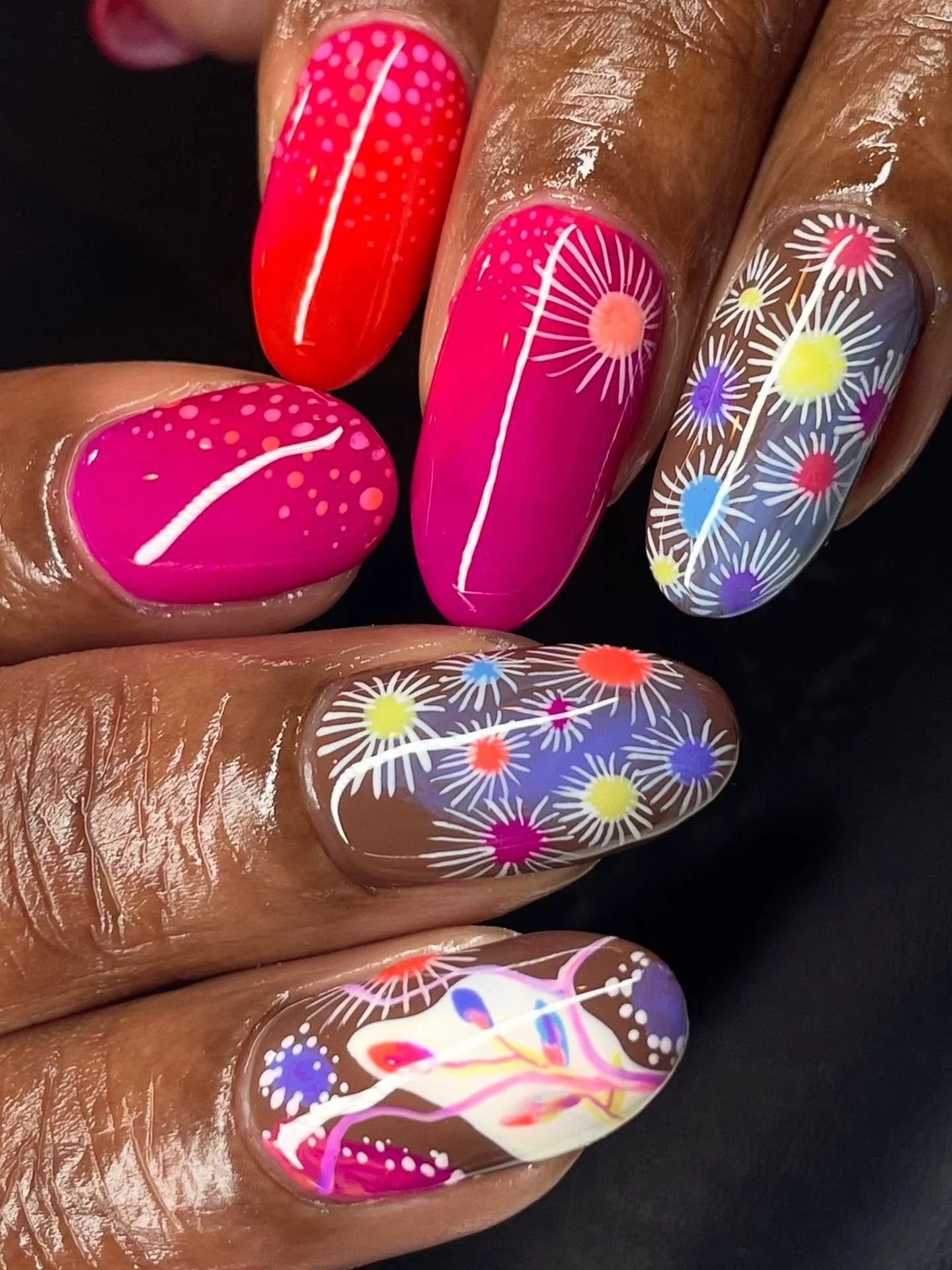 💗🧡💜 inspired by @rosettasantucci patterns💫

#abstractnailart #colorfulnailart #sandiegonails #sandiegonailart