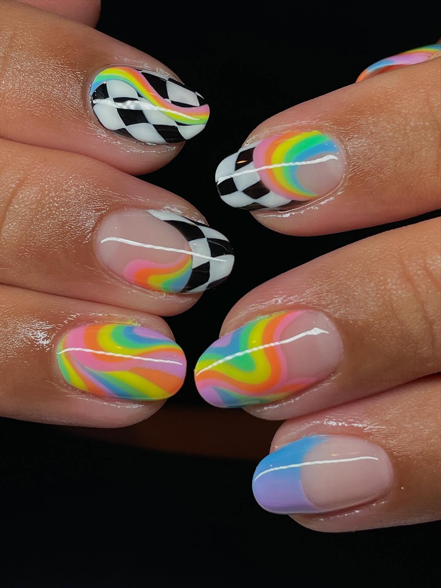 rainbow road 🌈🏁

#rainbownails #neonnailart #checkernails #sandiegonailart #sandiegonails