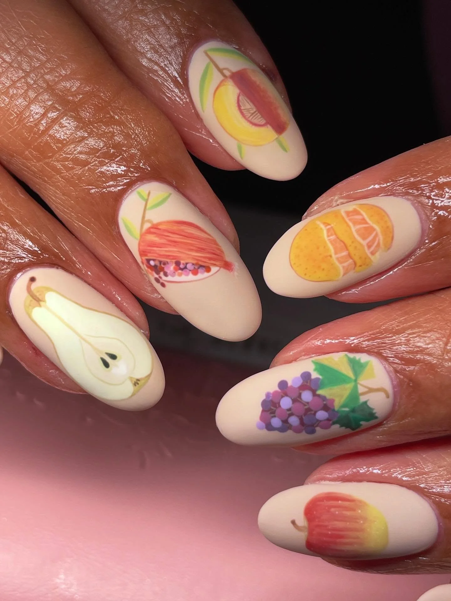 🍇🍎🍑 inspired by @ryotakemasa artwork for @hermes 

#fruitnails #detailednailart #sandiegonailart