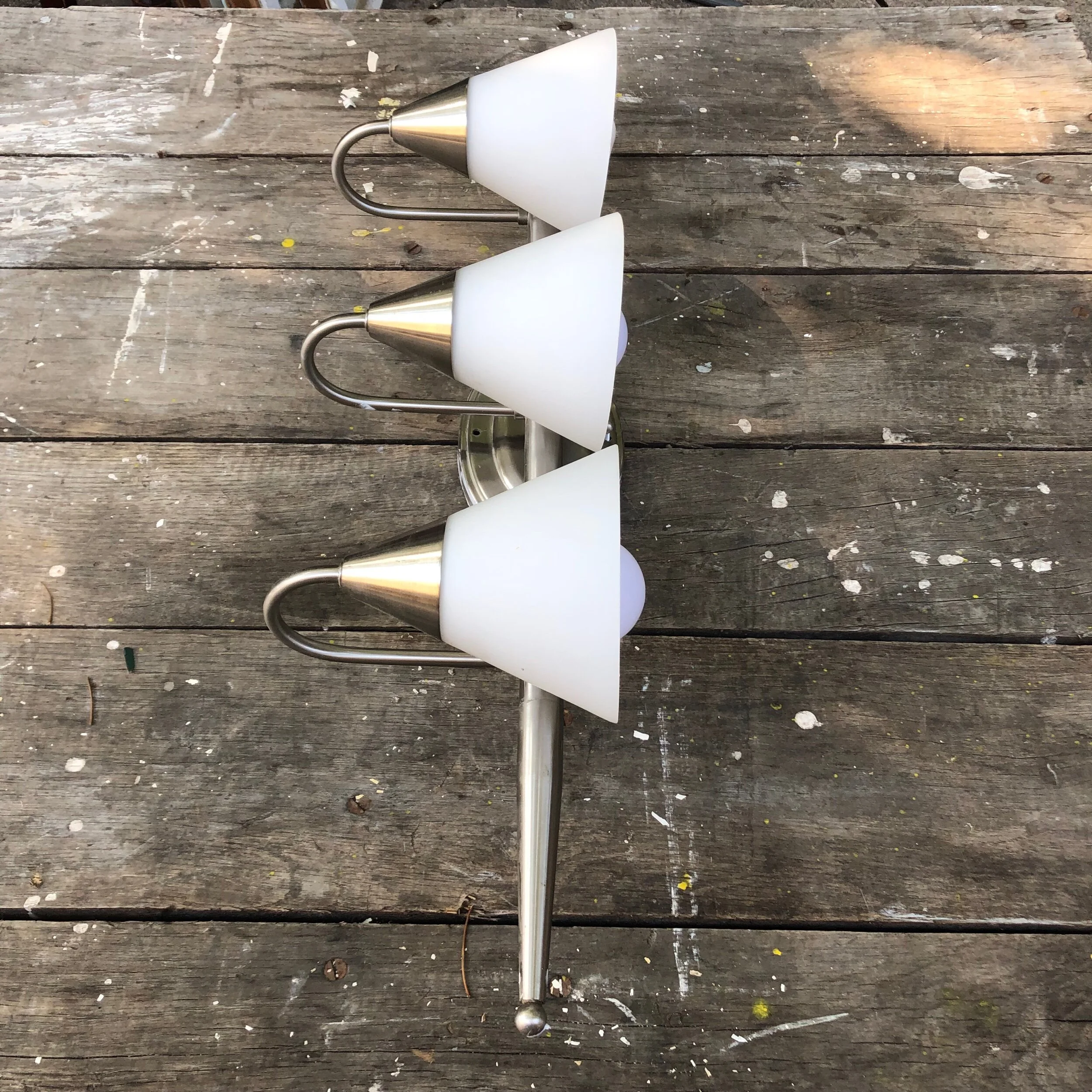 B8B73220-D066-4E33-8F2C-1C2B3E43BB6D