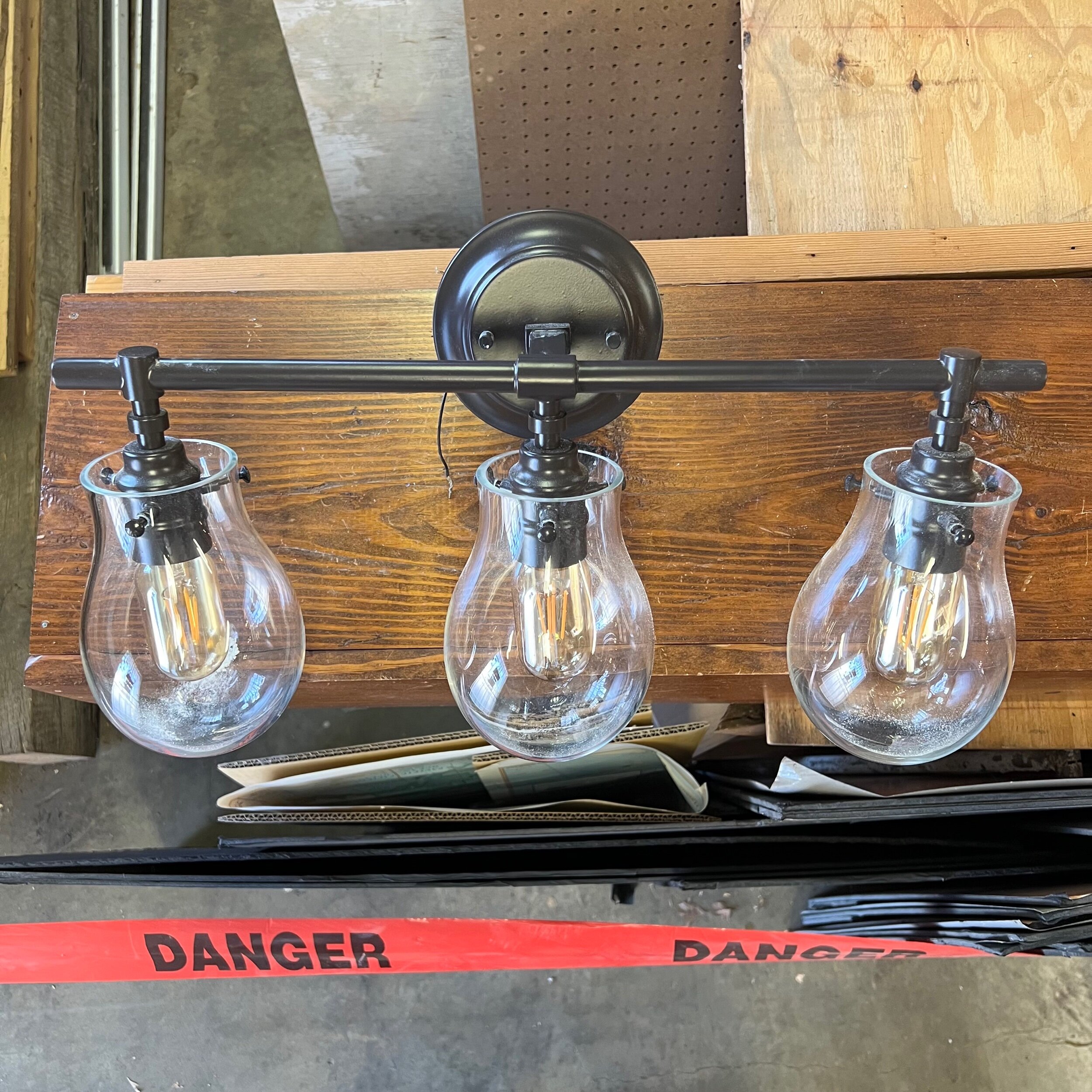 9DE5B1BB-58F9-40DA-B6EC-0934832103C8