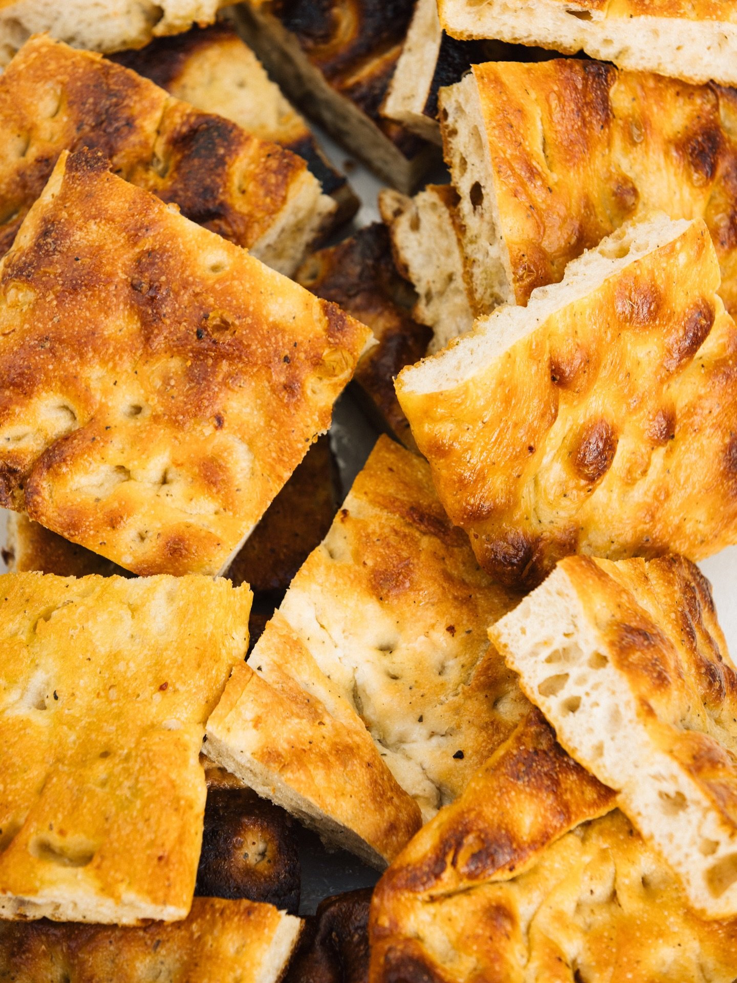 scratch made with locally sourced ingredients. one of our favorite partners we started working with in 2025 was Terry at @blackhatbreads. his focus on quality and handmade breads aligns so naturally with our values at Revo, and this sea salt olive oi