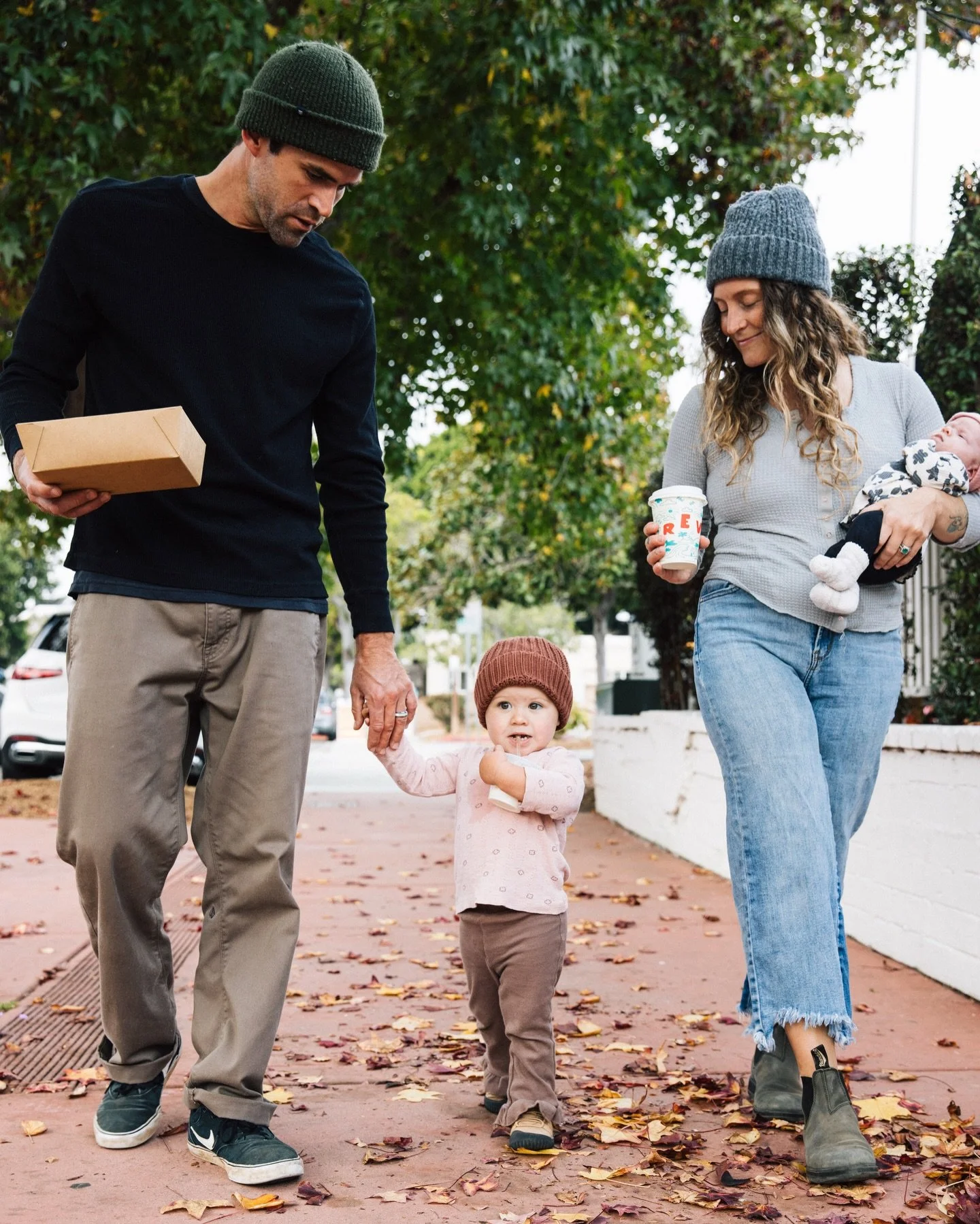 weekends are for the whole crew 🤝🏼
⠀⠀⠀⠀⠀⠀⠀⠀⠀
both shops slinging all the coffee, matcha, pastries, + eats all weekend long. cafes are open til 6p with kitchen service open til 2p.