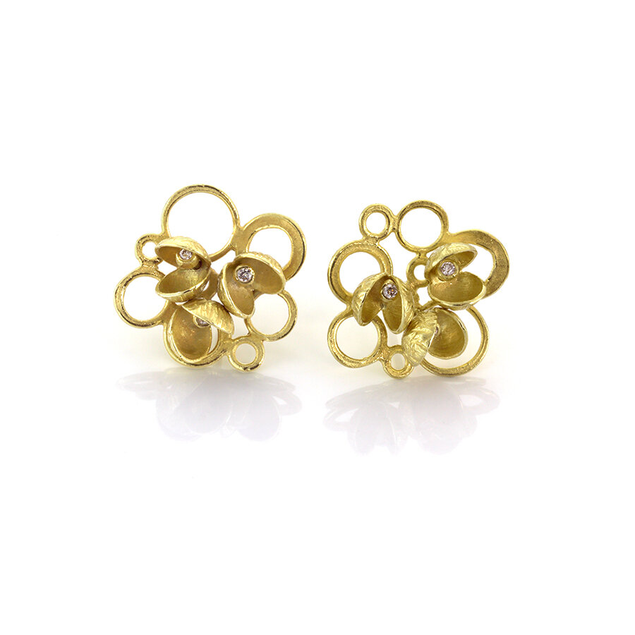 Gold Earrings at Rs 11412/pair | Kolkata | ID: 13854633530