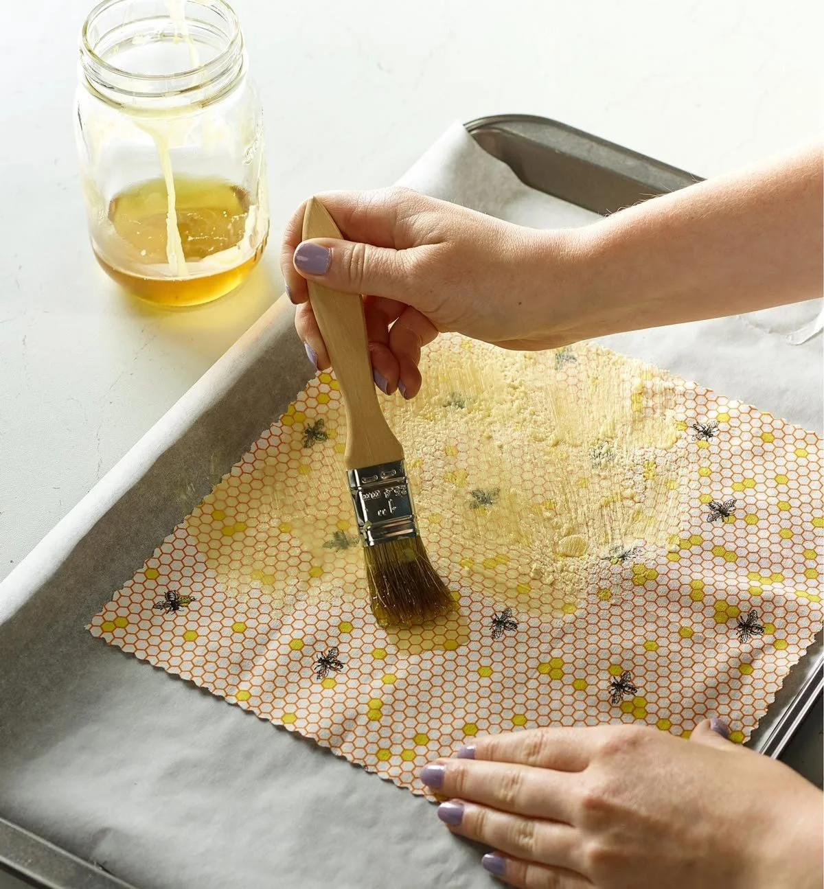 How to Make Homemade Beeswax Wraps