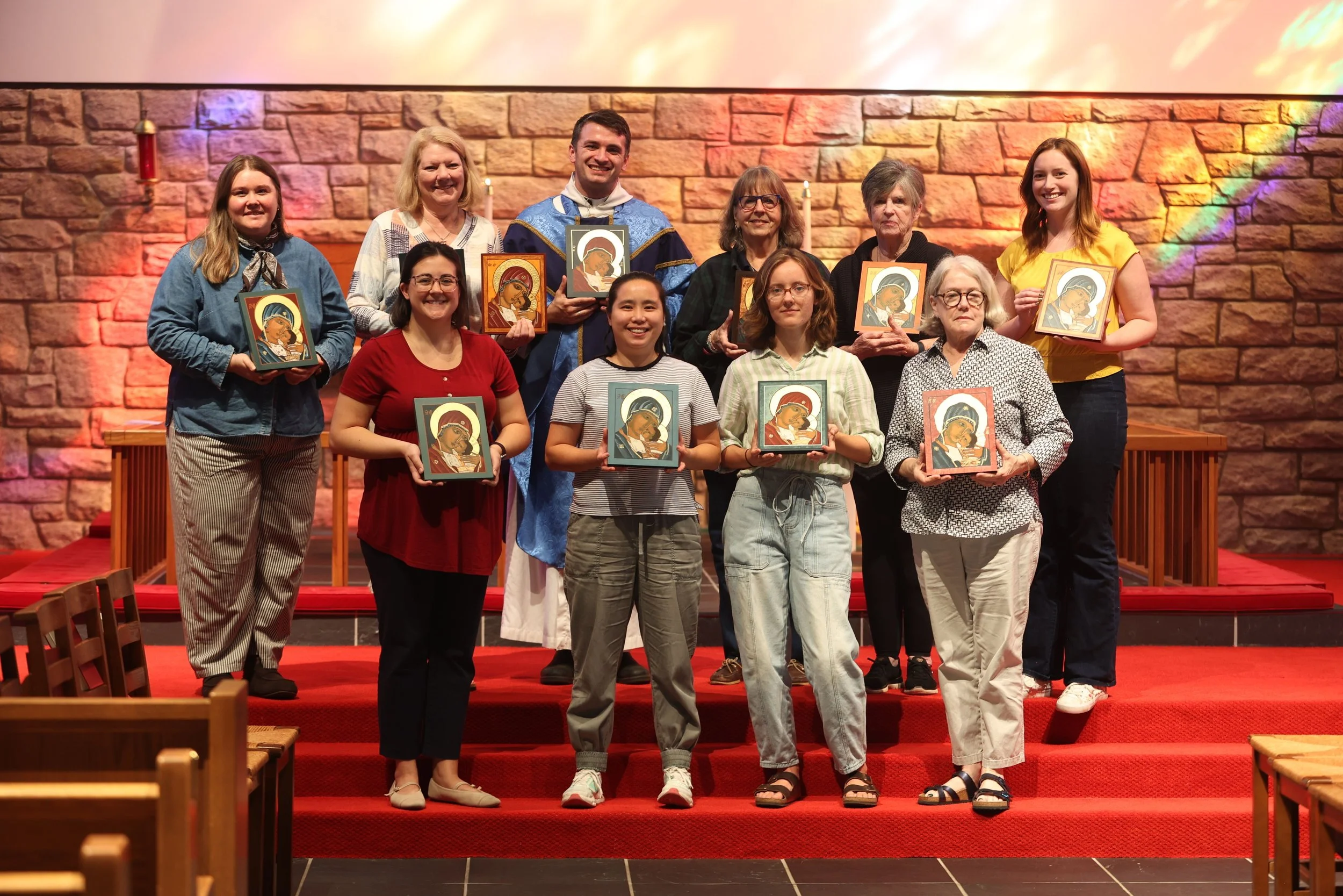 Scenes from Friday's Blessing of the Icon's Holy Eucharist in the church. All the icons created during the retreat were blessed by Fr. Lachlan. Fr. Lachlan also celebrated and preached at the service.

O God, you have taken to yourself the blessed Vi