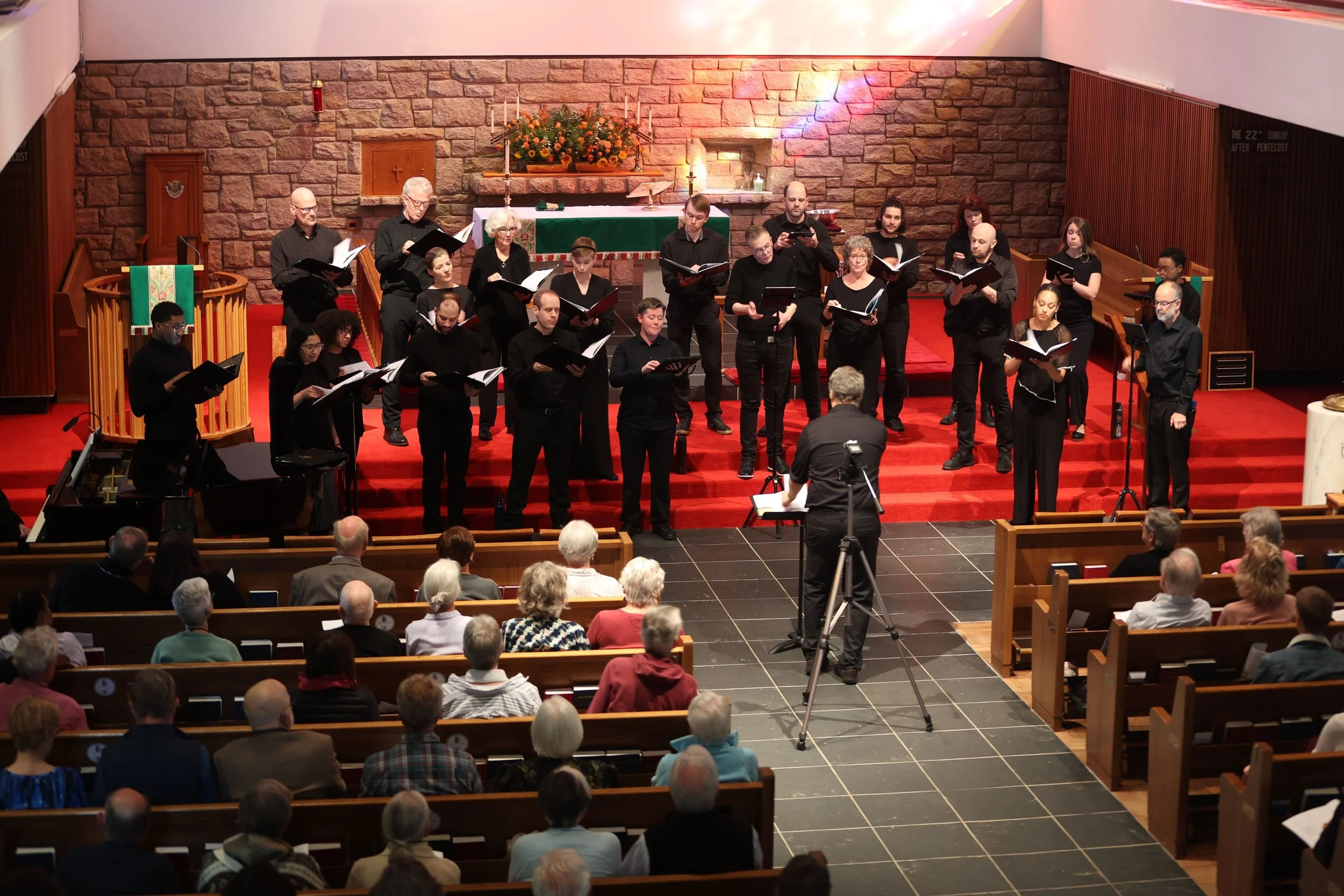 Scenes from Saturday's SONAM concert at St. Stephen's!

Pt. 1