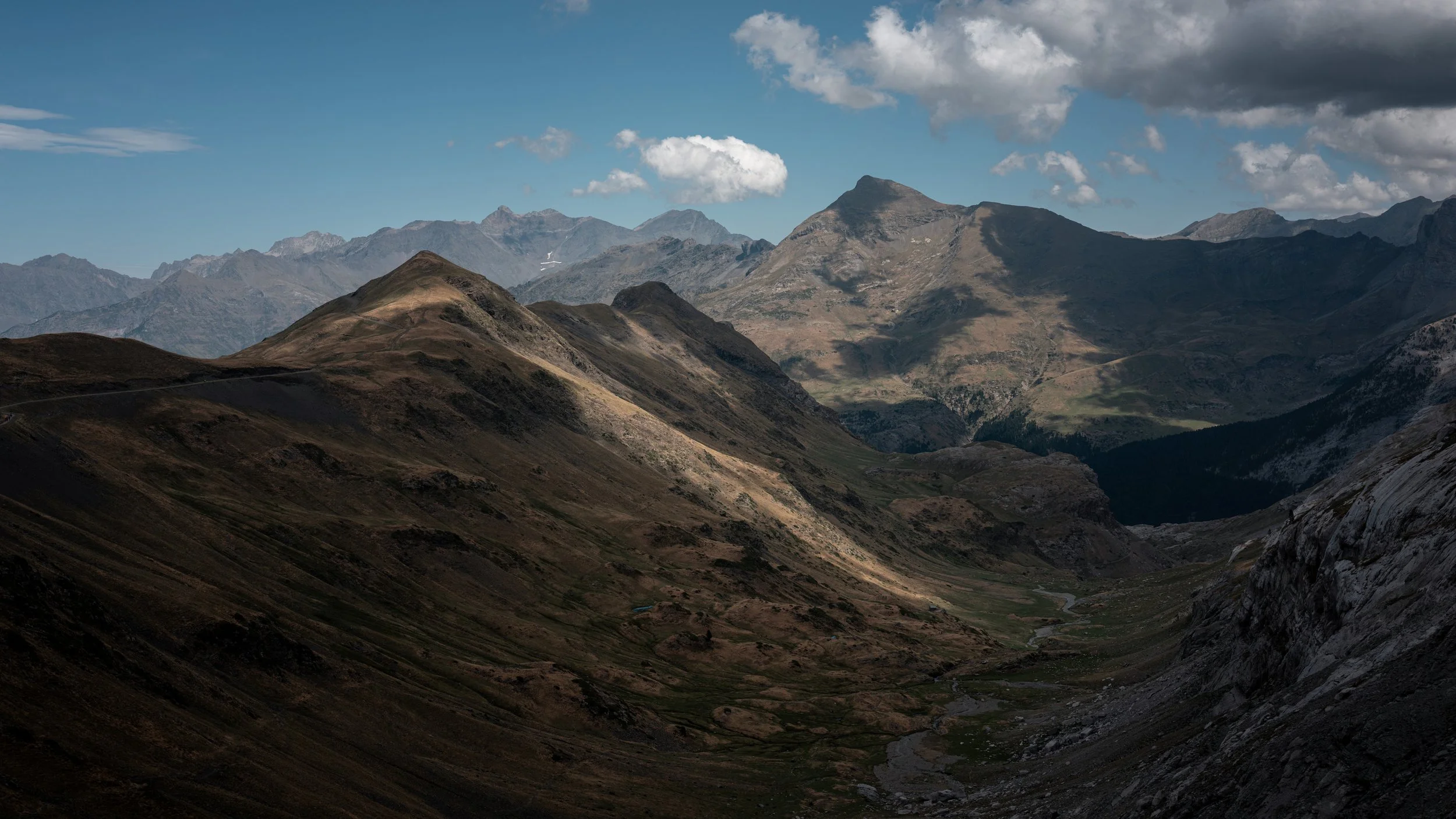 Les Pyrenees-9.jpg