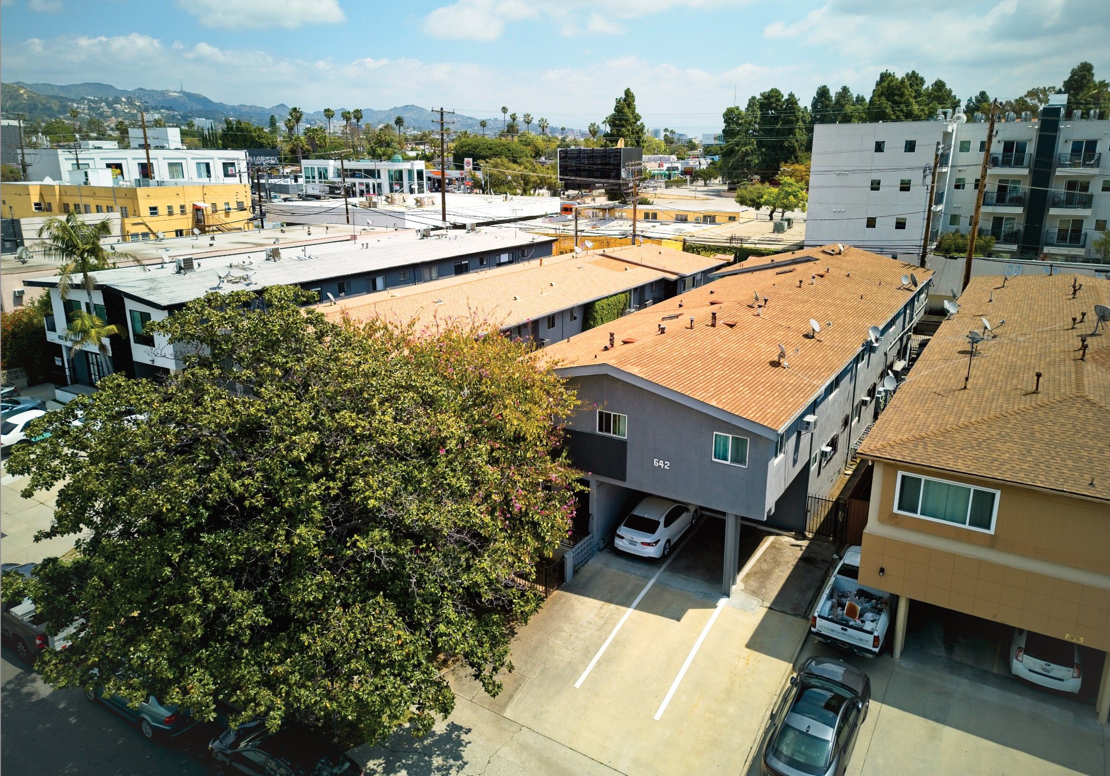 Hayworth 642 - MLS Photos - 2.jpg