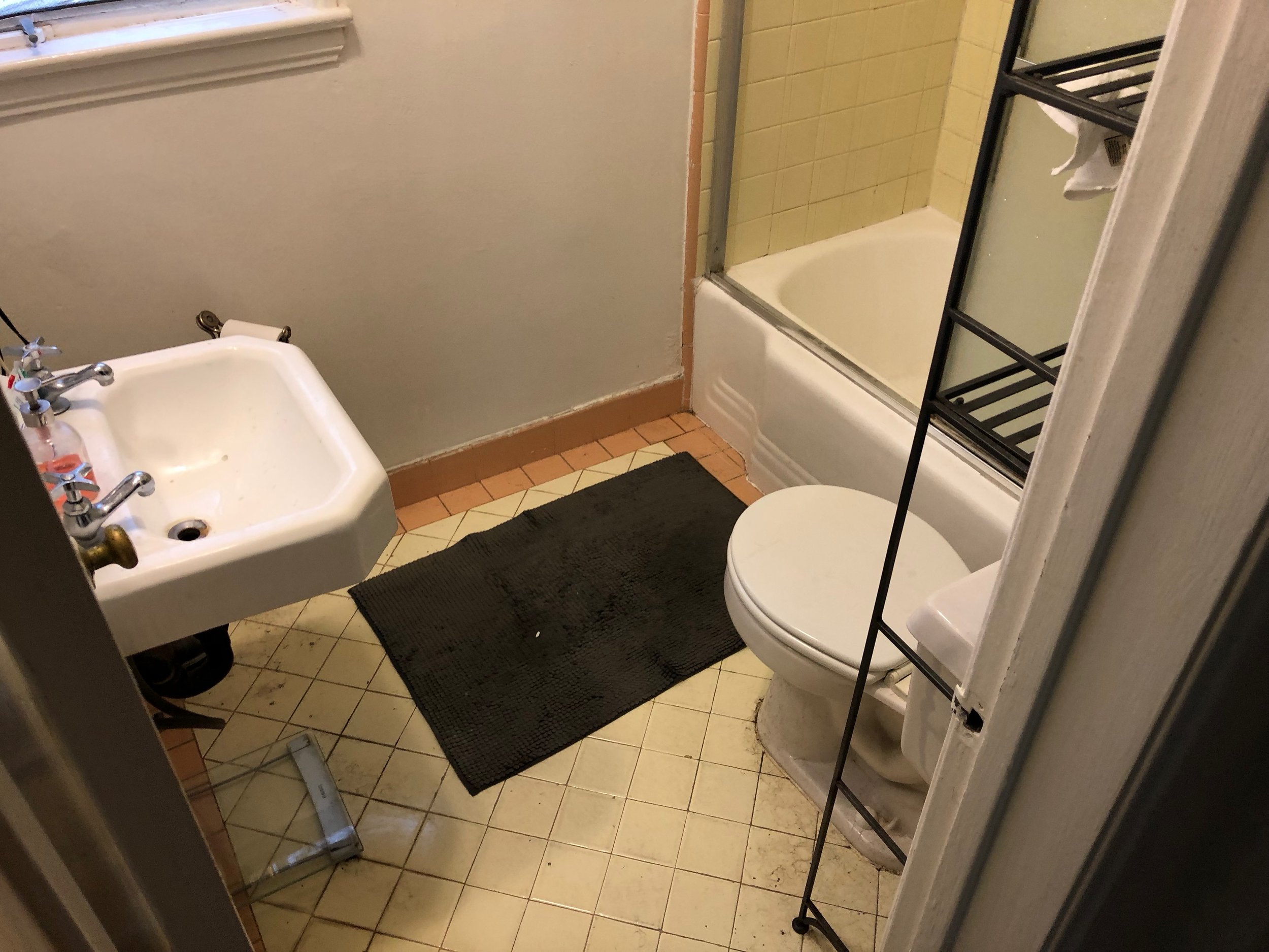 Bonnie Brae - Inside - 10.jpeg