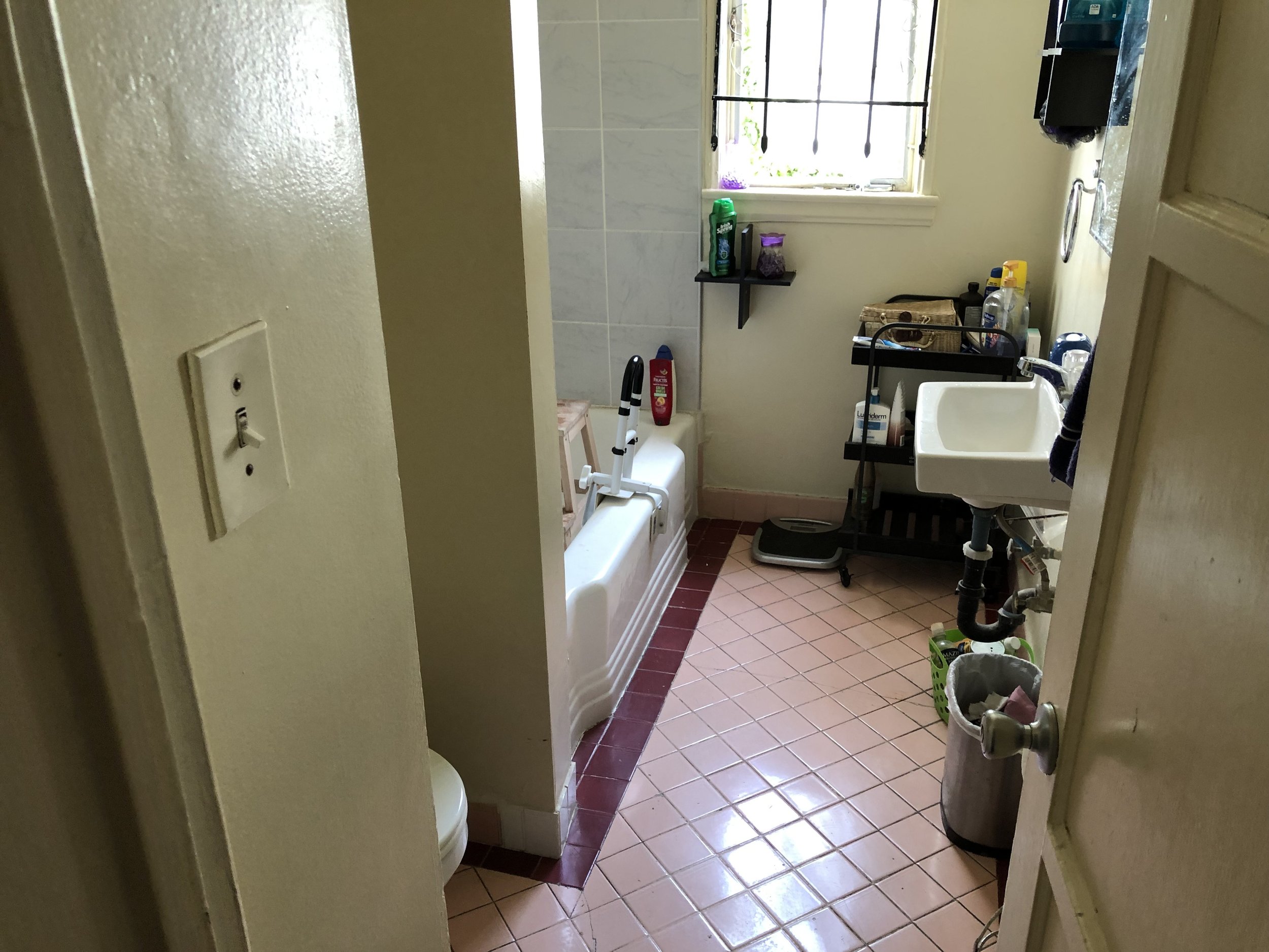 Bonnie Brae - Inside - 11.jpeg