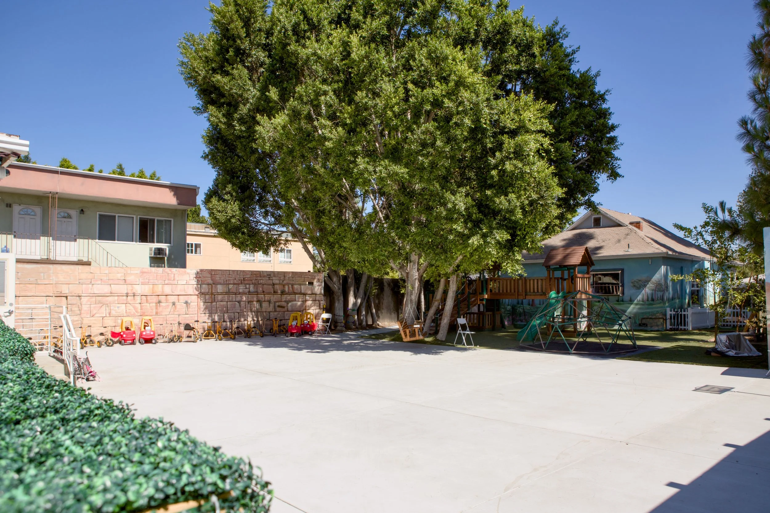 Burbank12131 - 19.jpg