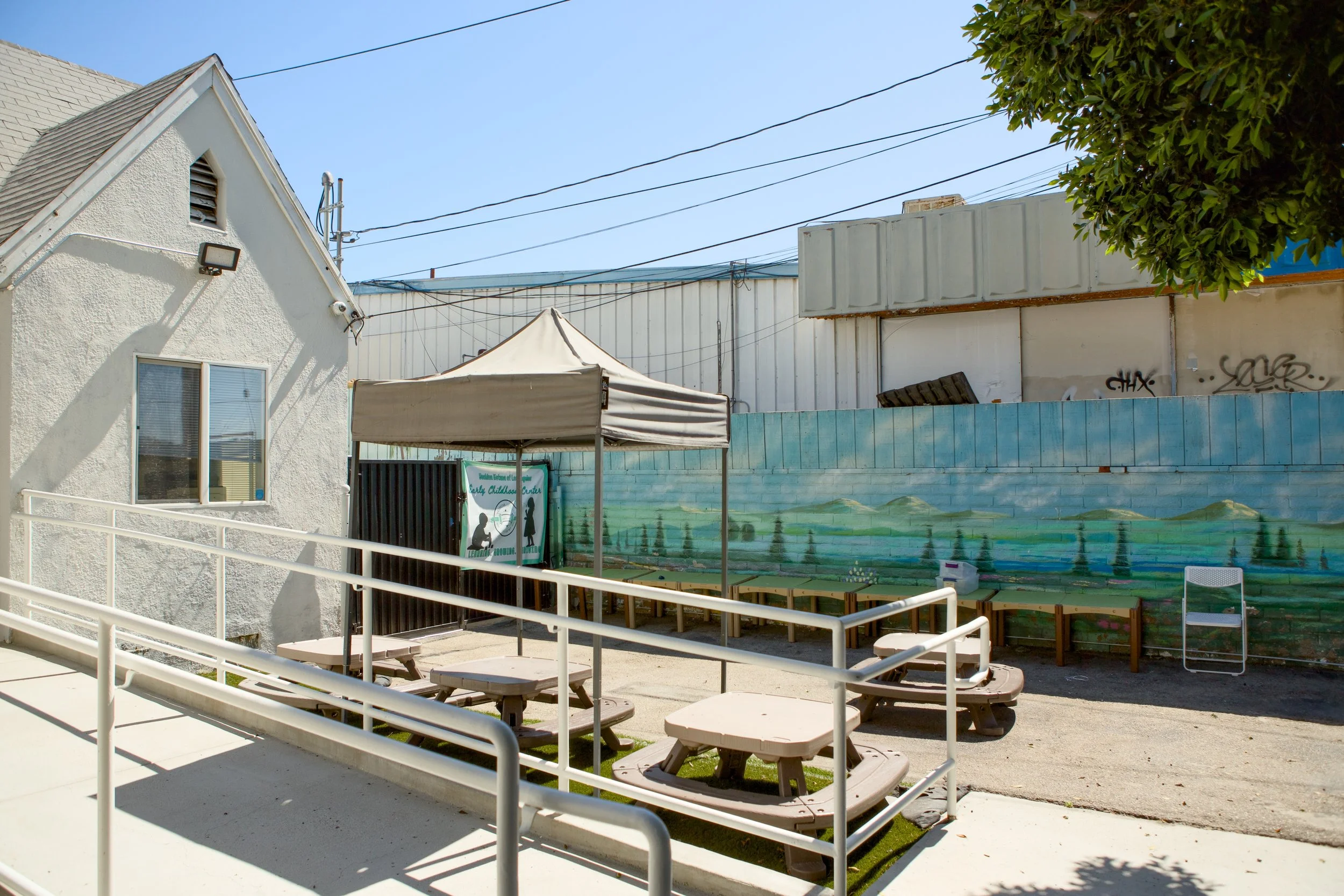 Burbank12131 - 10.jpg