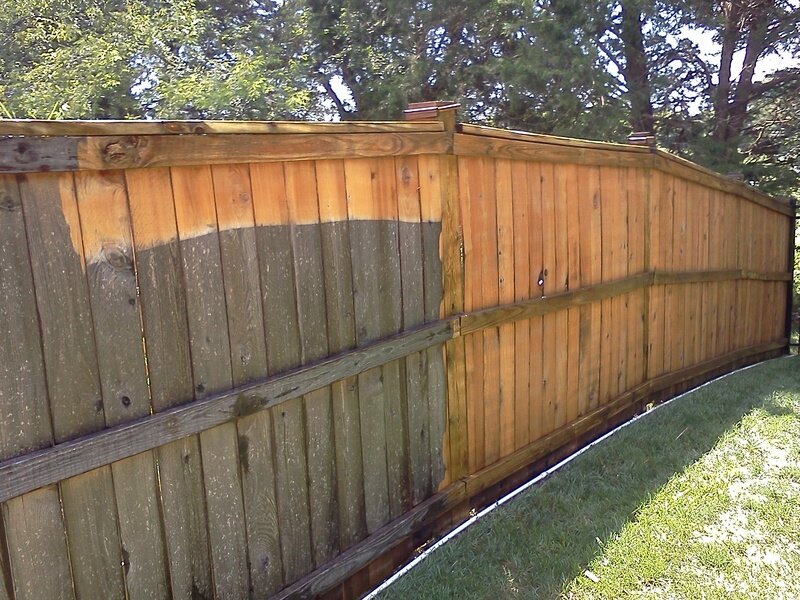Power washing before staining a fence. Image source: OutdoorMaintenanceHQ