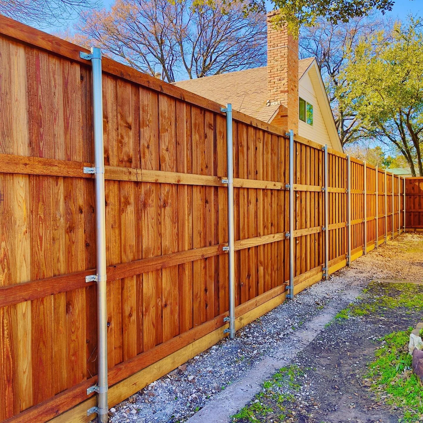 cedar fence dfw.jpg