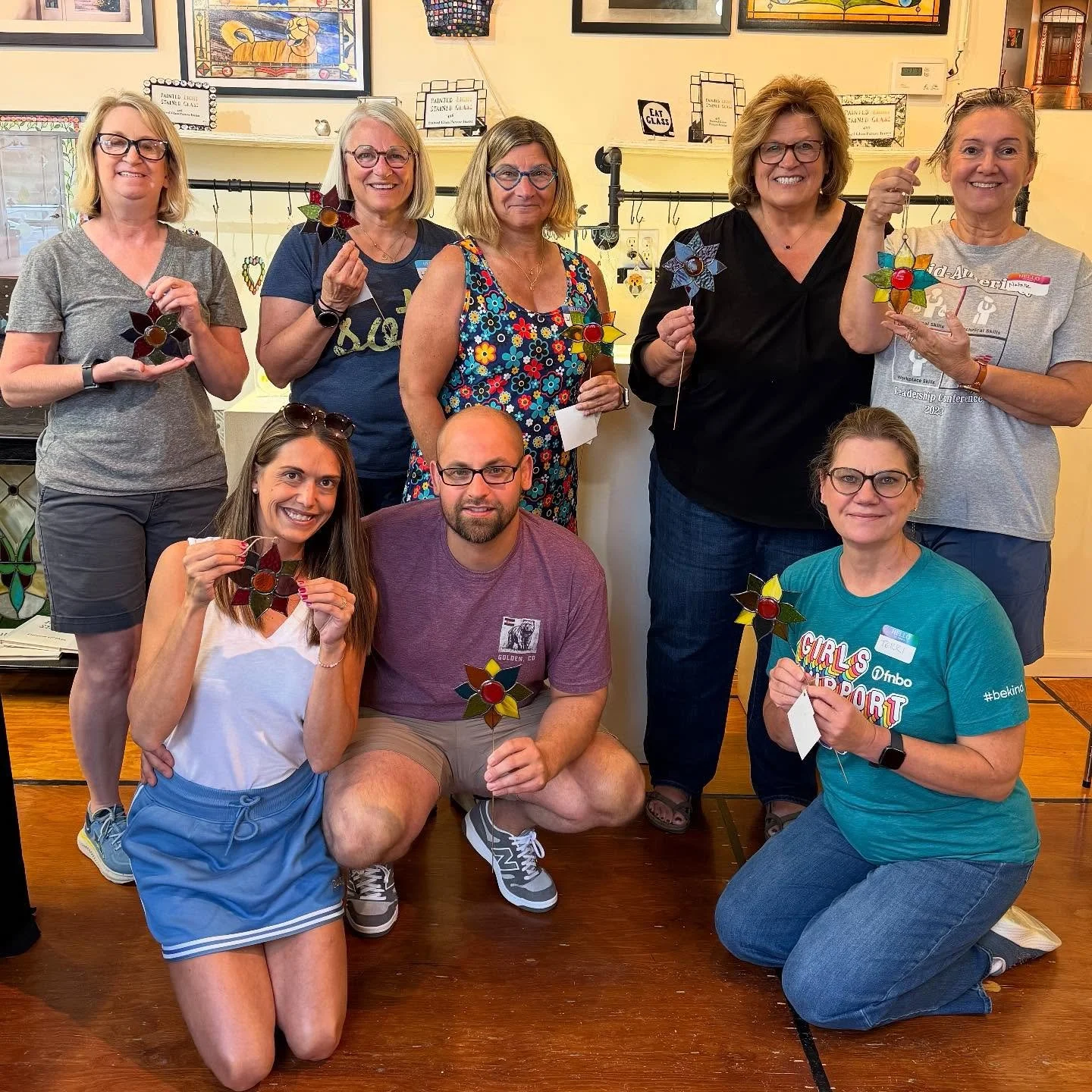 Today&rsquo;s flower workshop was a lot of fun! Some came to celebrate a birthday, some for sister time, and others just to try something new. New workshops for October will be online soon! #stainedglass #stainedglassworkshop #stainedglassclasses #th