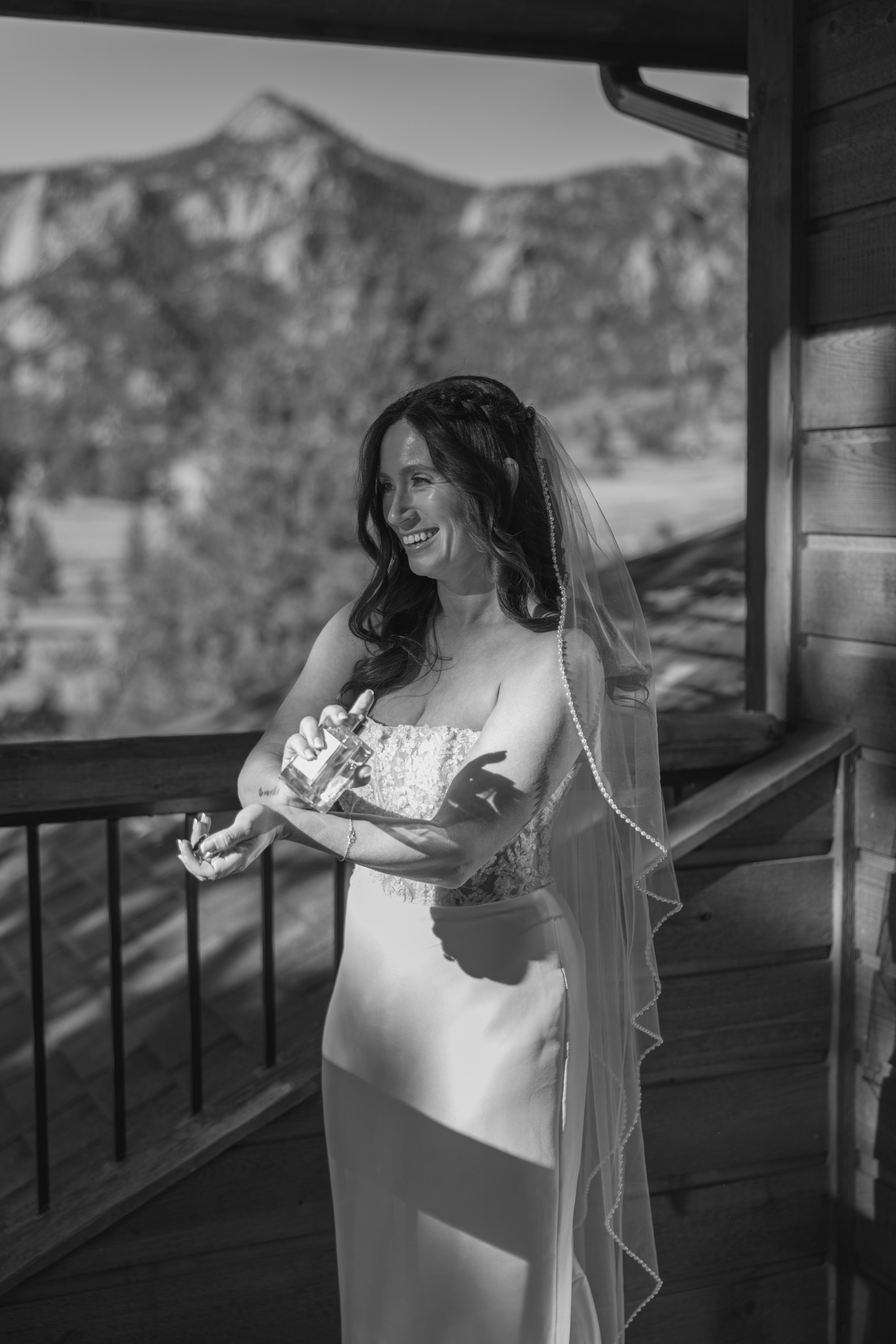 A04A9253-BW.jpg