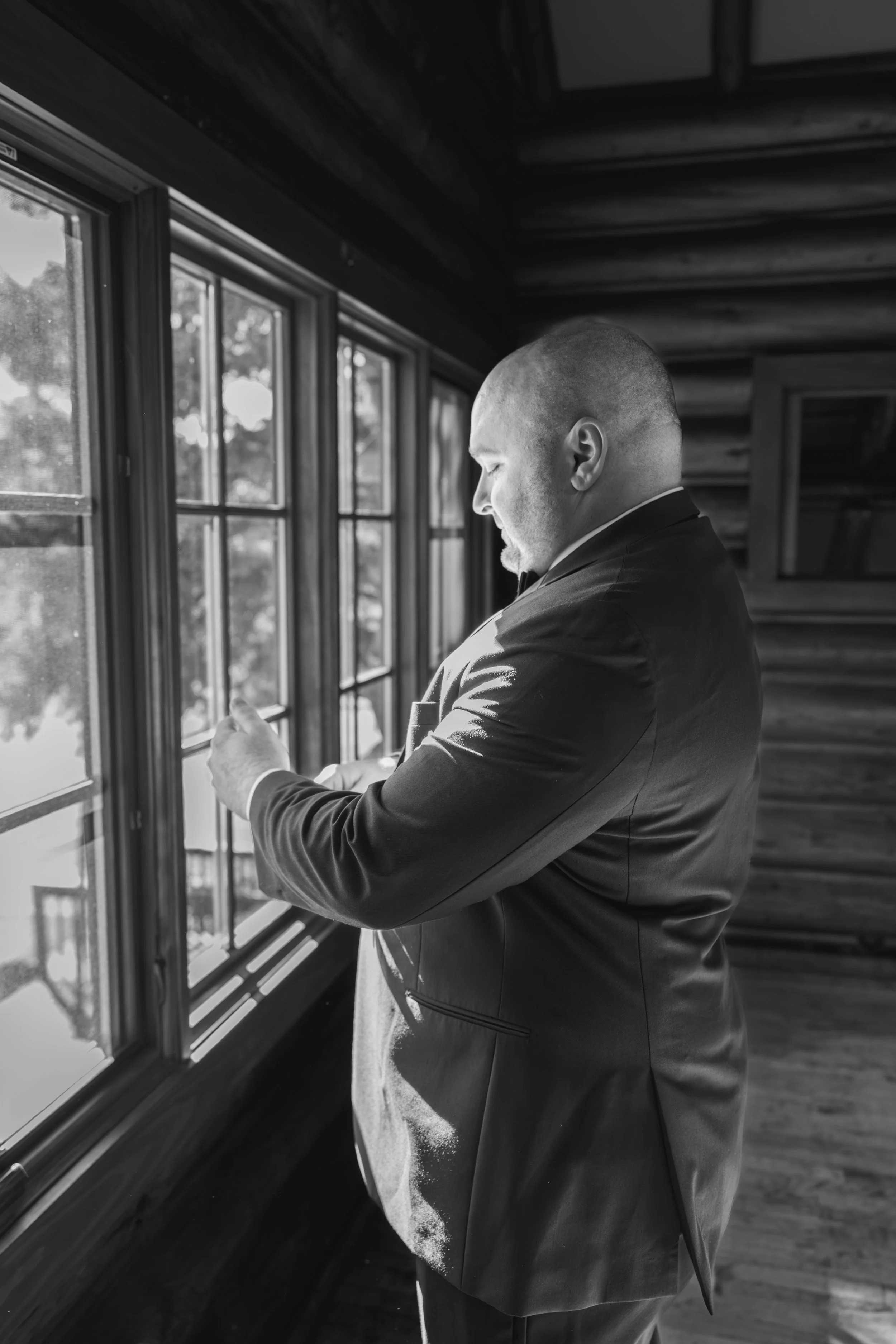 A04A8977-BW.jpg