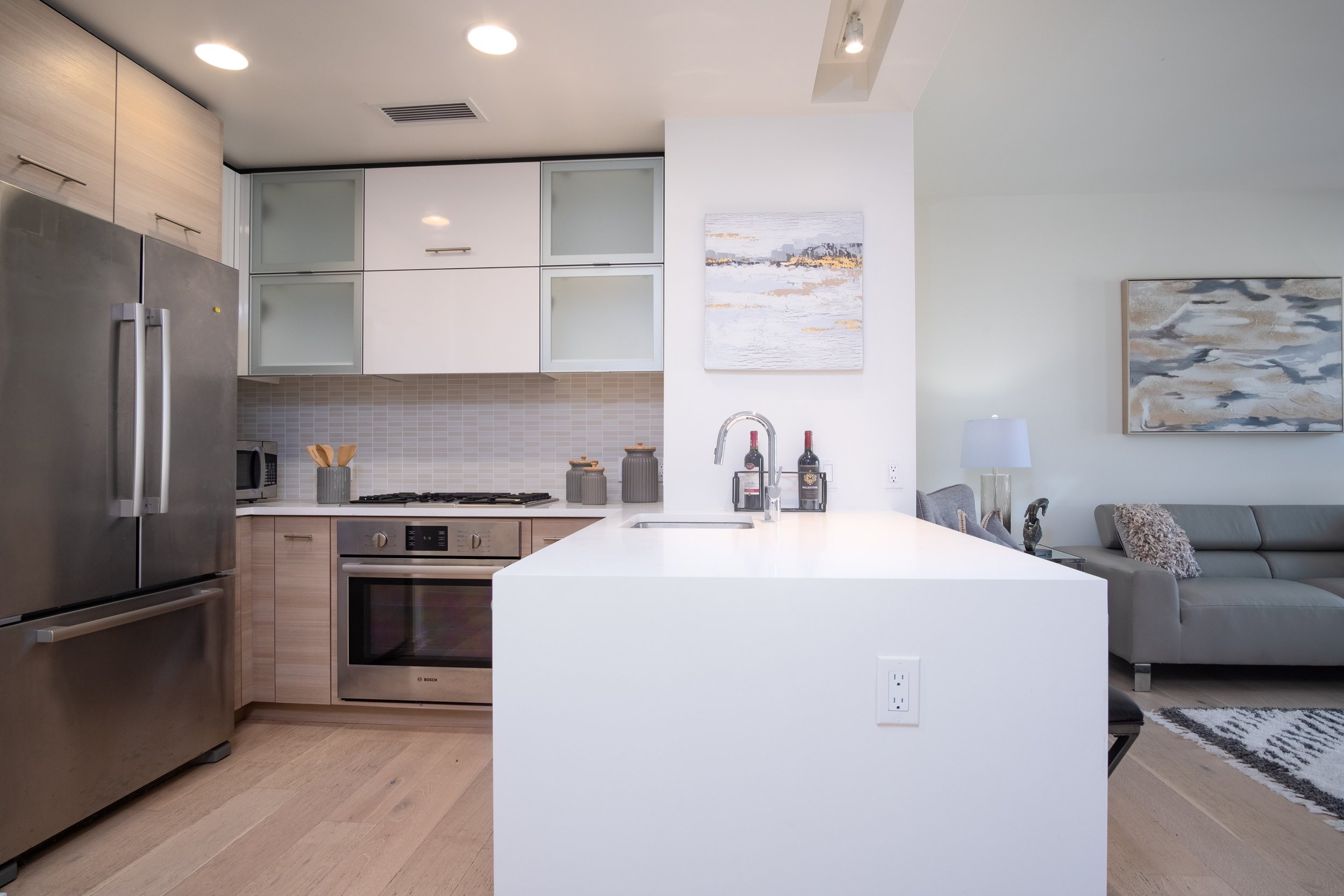 451donahue-nologo-2.jpg