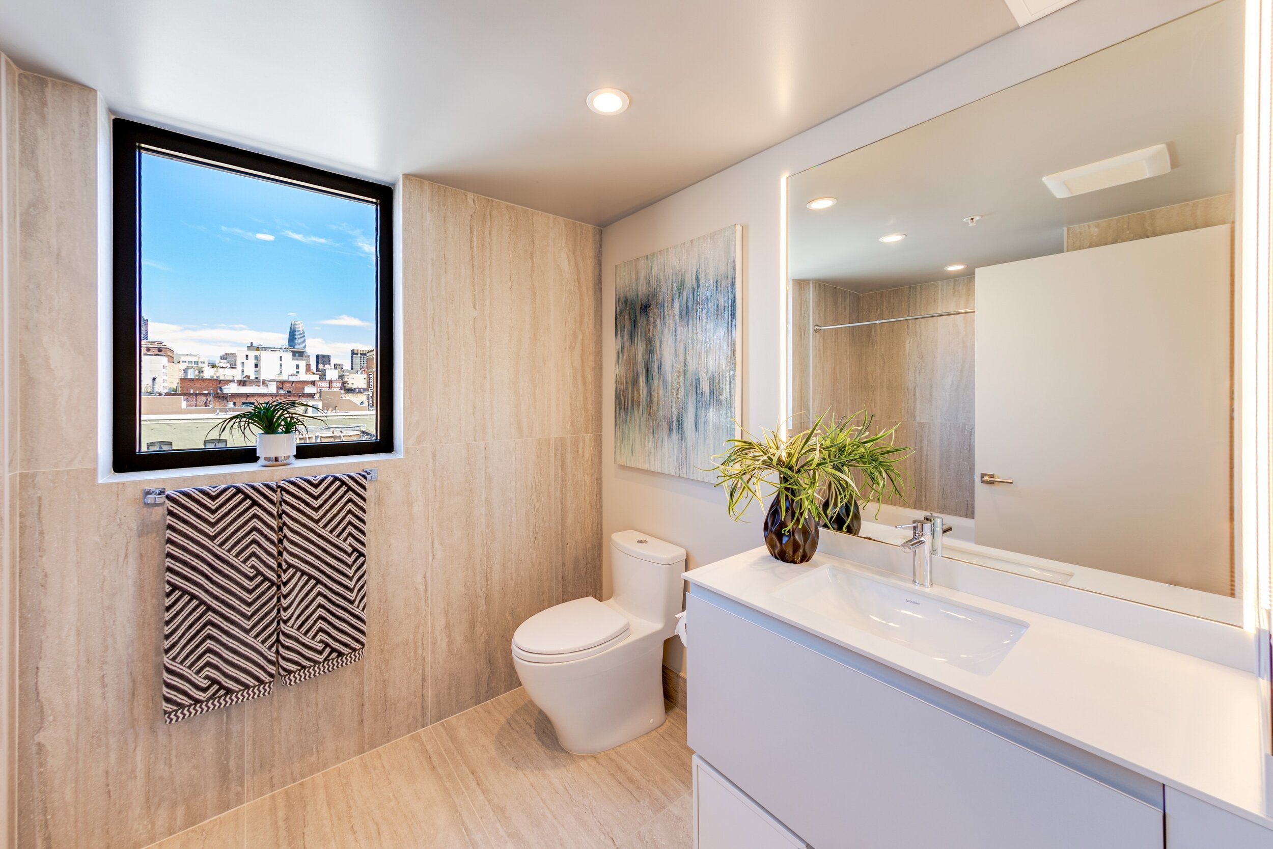 Bathroom Comode.jpg