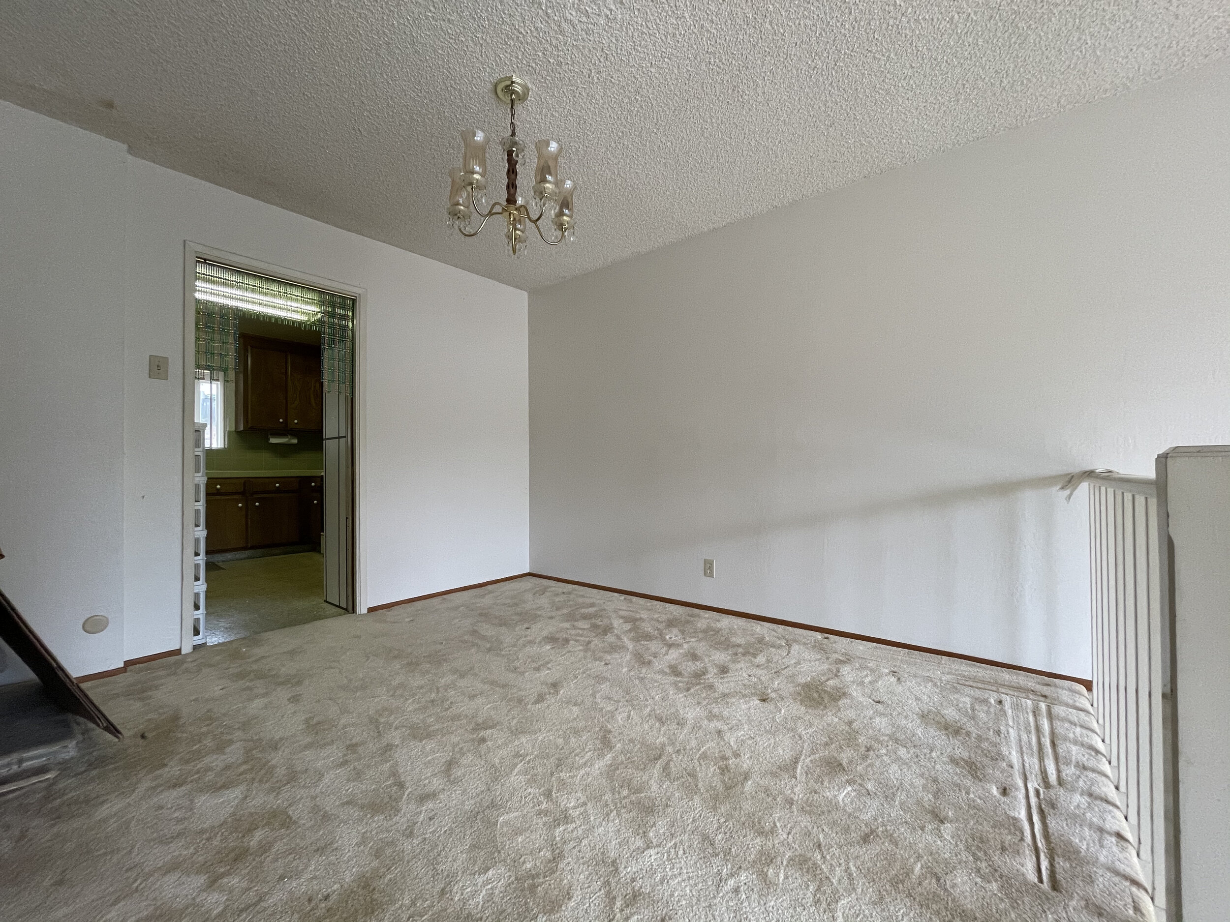 Dining room.jpeg