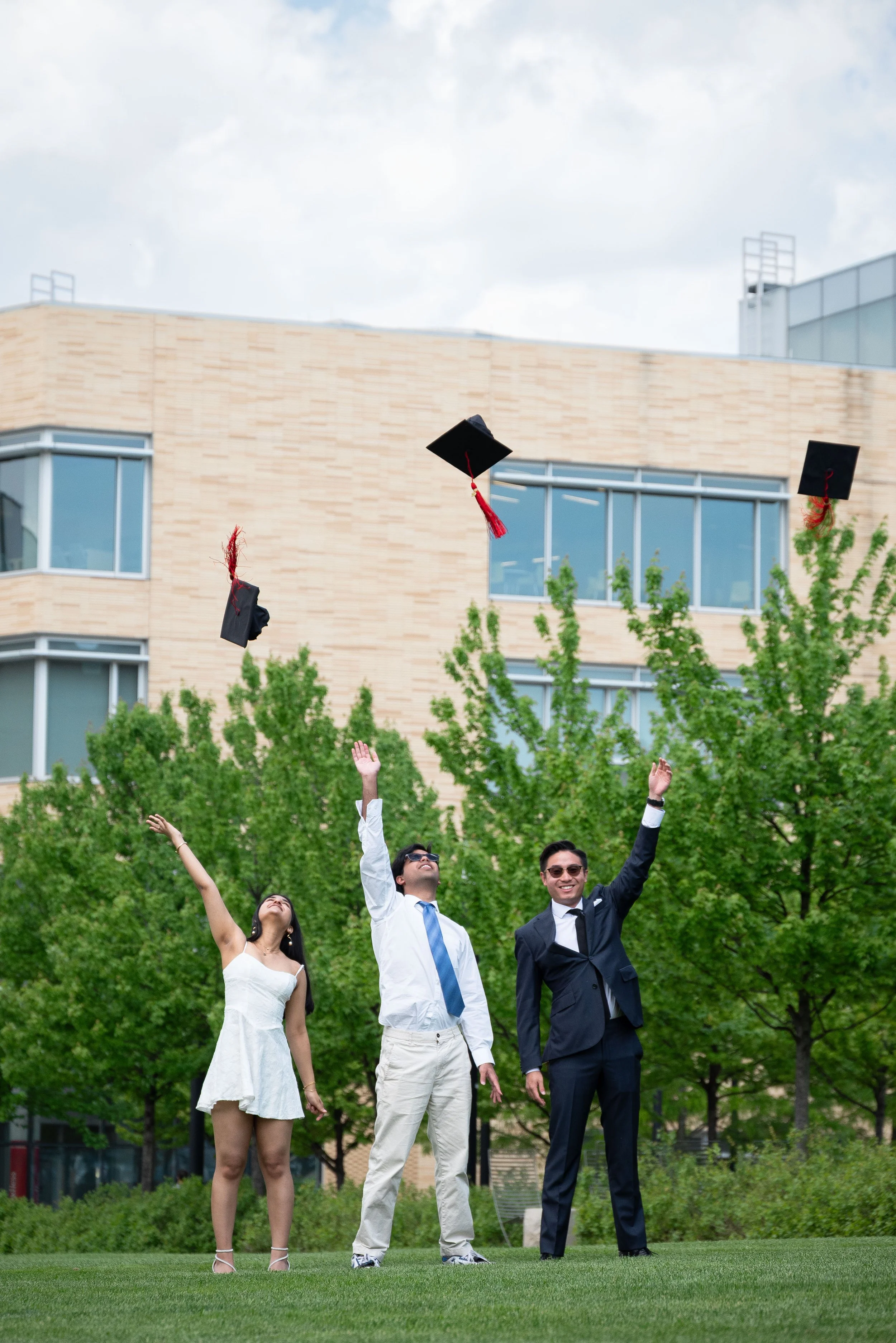 gradphotos_90.jpg
