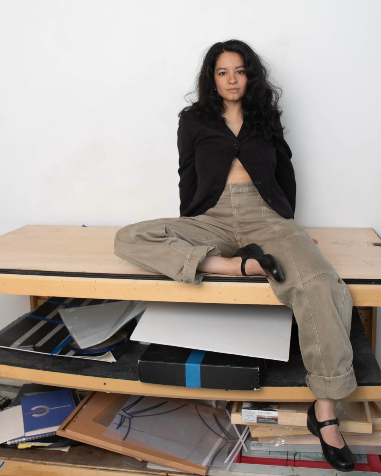Hi friends, a save the date for upcoming shows this summer in Paris and New York❤️&zwj;🔥 Join me in celebrating: 

New York 13 June performance at with @samsacks dancing in collaboration for @c.j.chueca&rsquo;s solo show, Sea Change, at @katesferrip