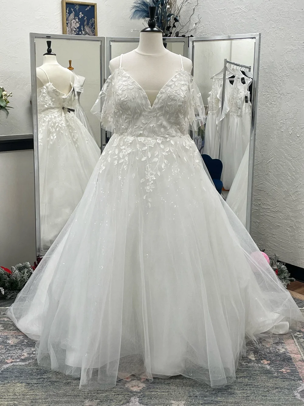 NWT Delphine by Michelle Bridal/Sydney's Closet sz 22  Bridal Maven